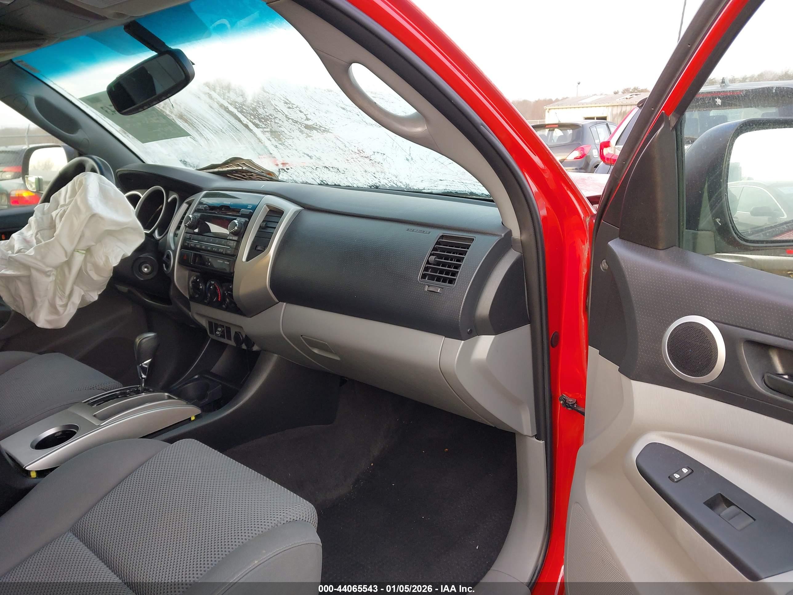 TOYOTA TACOMA image 5