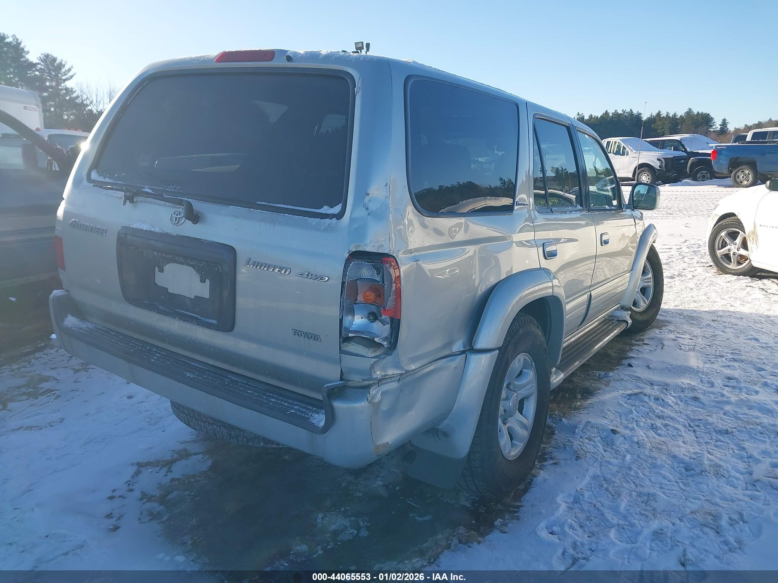 TOYOTA 4RUNNER image 4