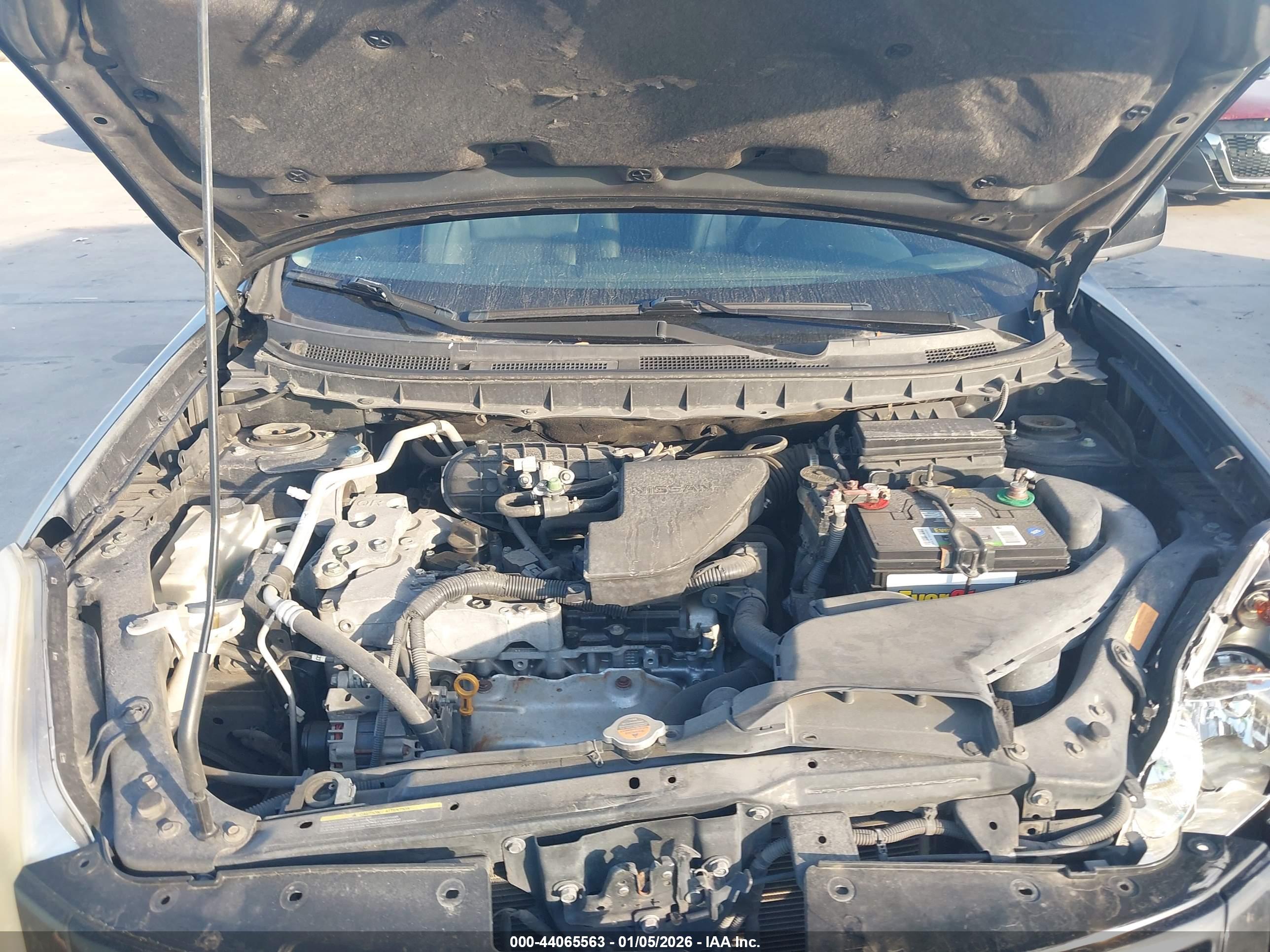 NISSAN ROGUE image 10