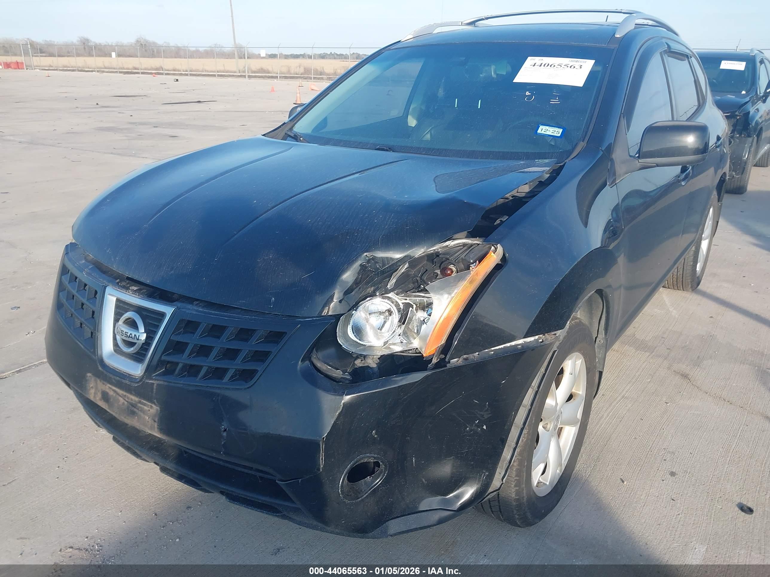 NISSAN ROGUE image 6