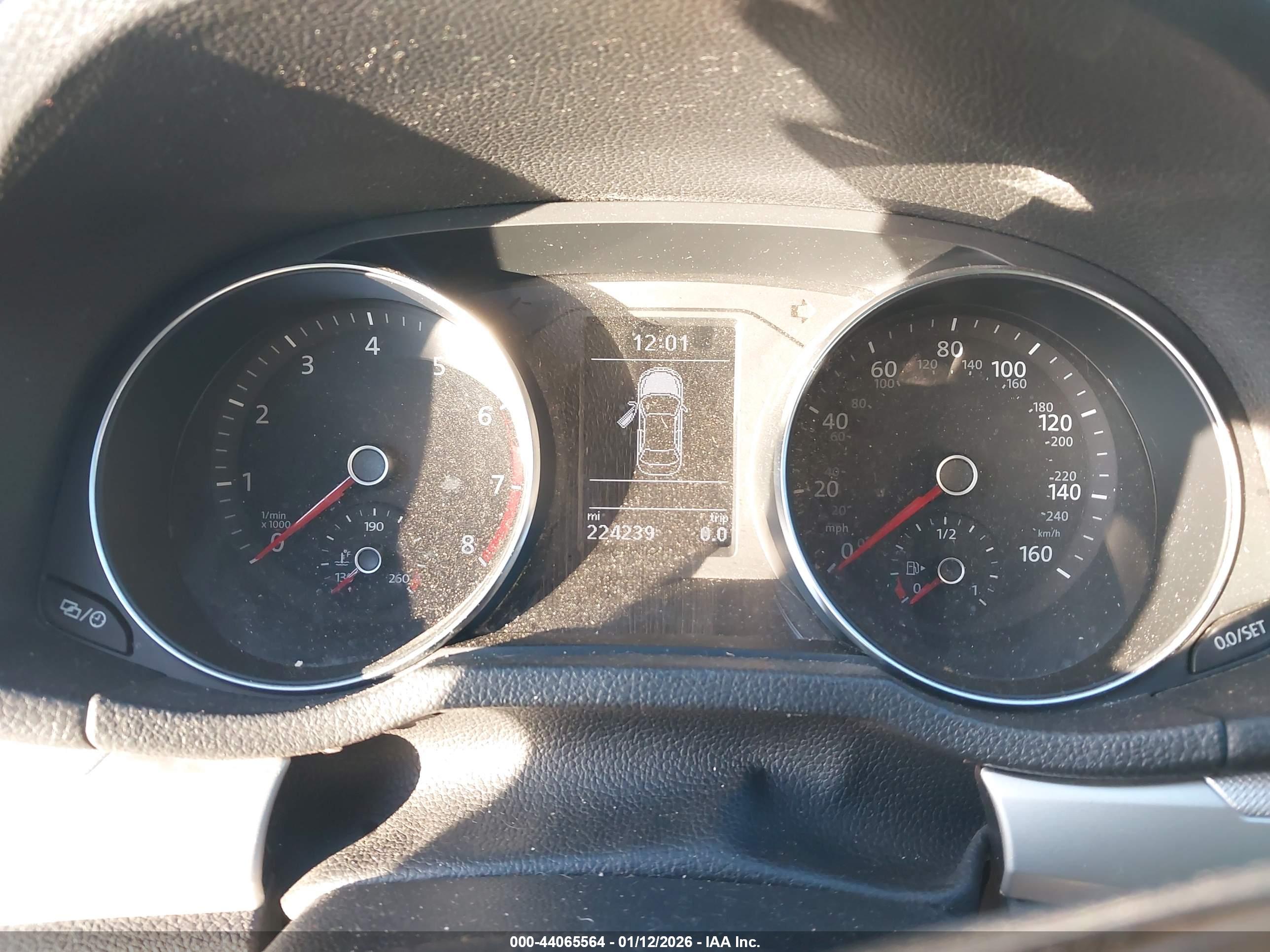 VOLKSWAGEN PASSAT image 7