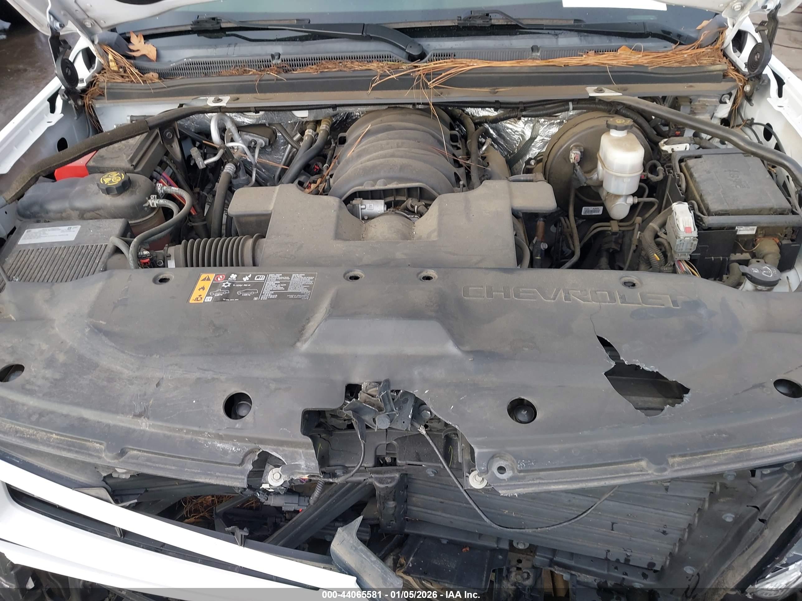 CHEVROLET TAHOE image 10