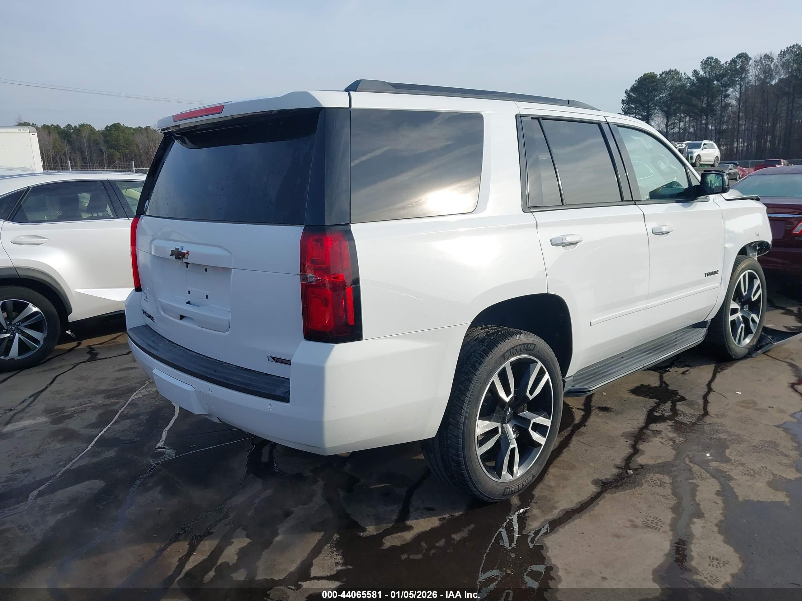 CHEVROLET TAHOE image 4