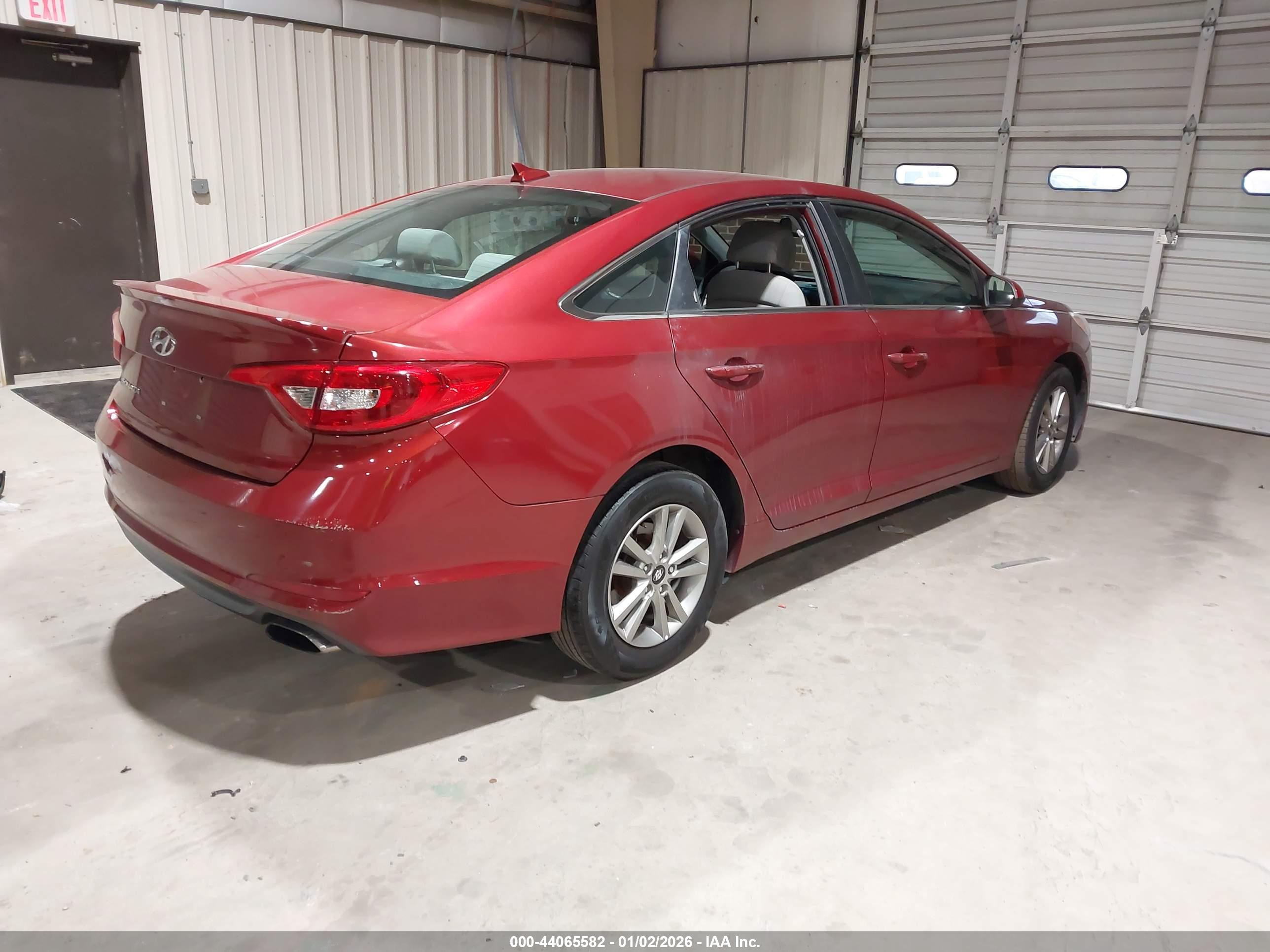 HYUNDAI SONATA image 4