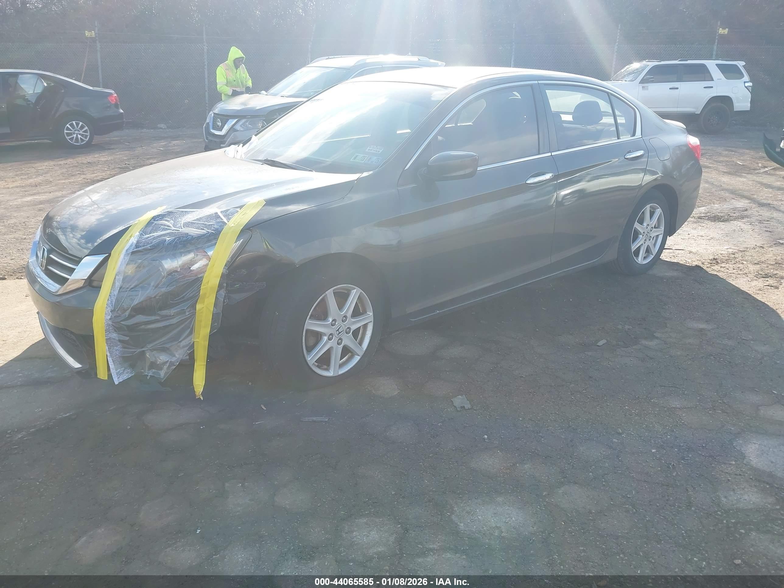 HONDA ACCORD image 2