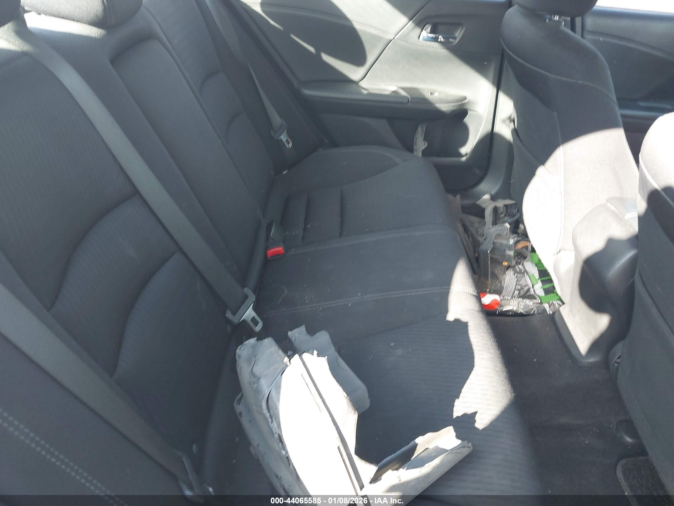HONDA ACCORD image 8