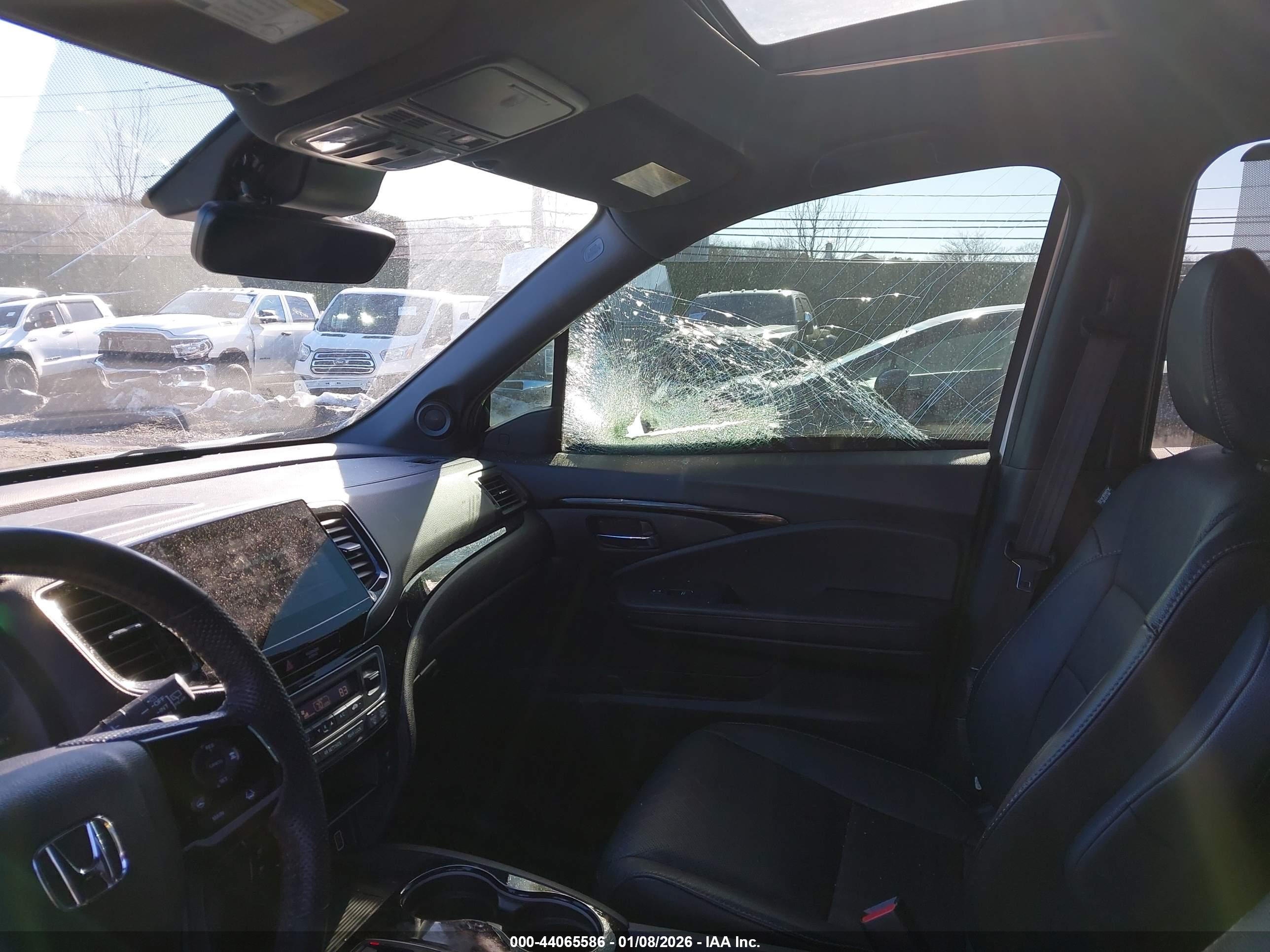 HONDA PASSPORT image 5