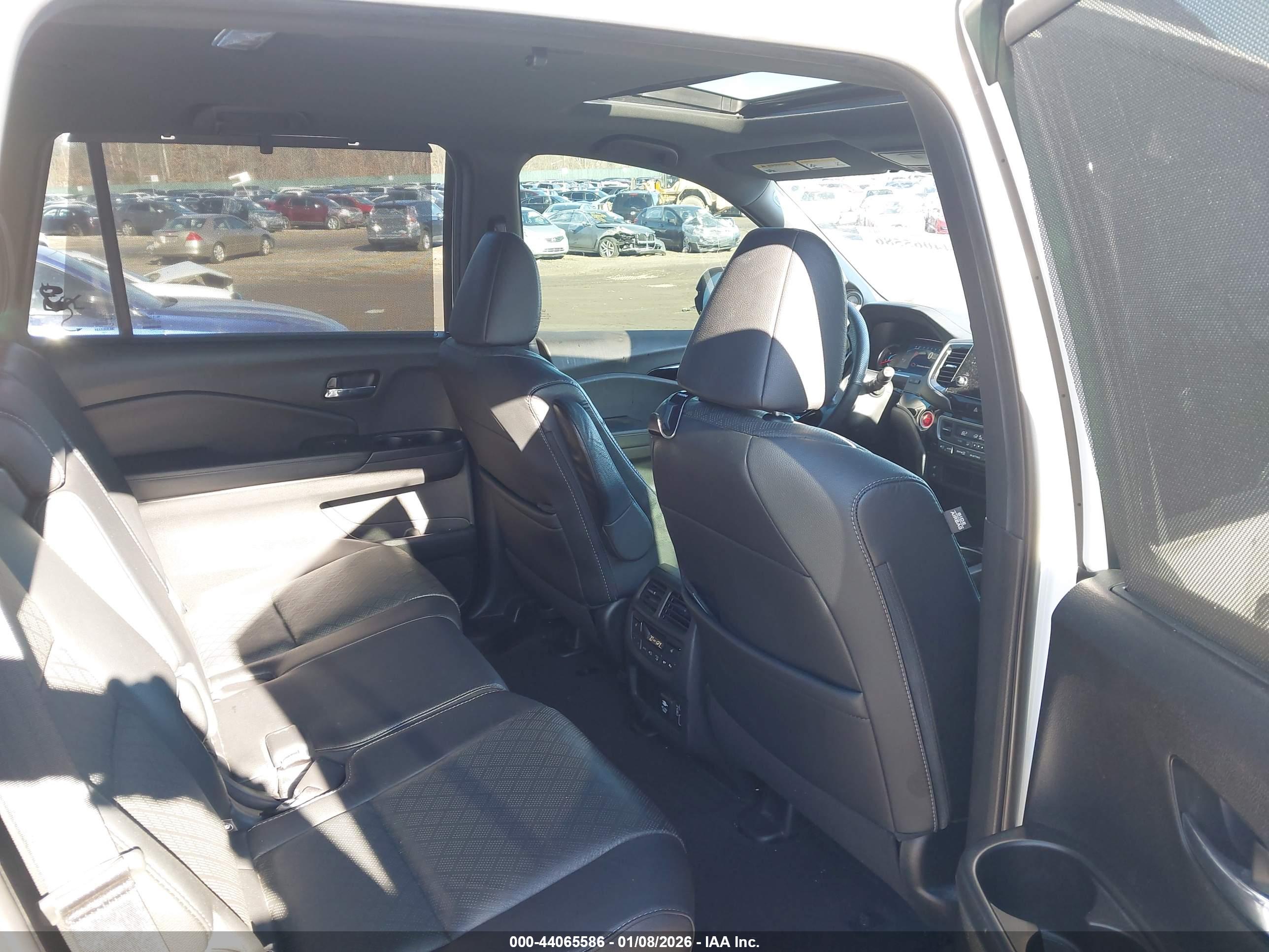 HONDA PASSPORT image 8