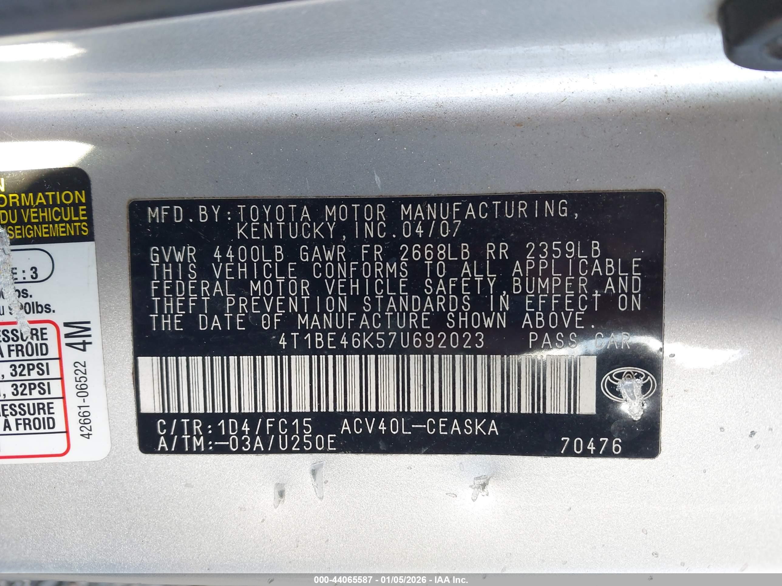 TOYOTA CAMRY image 9