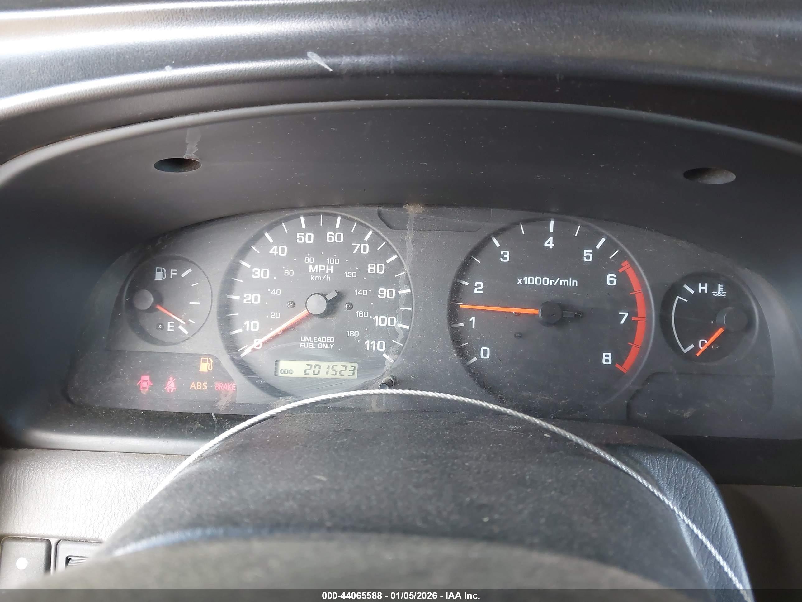 NISSAN XTERRA image 7