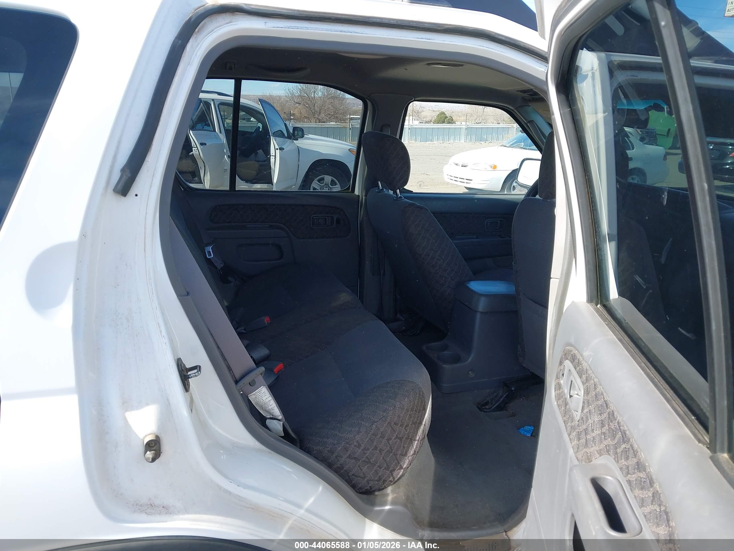 NISSAN XTERRA image 8