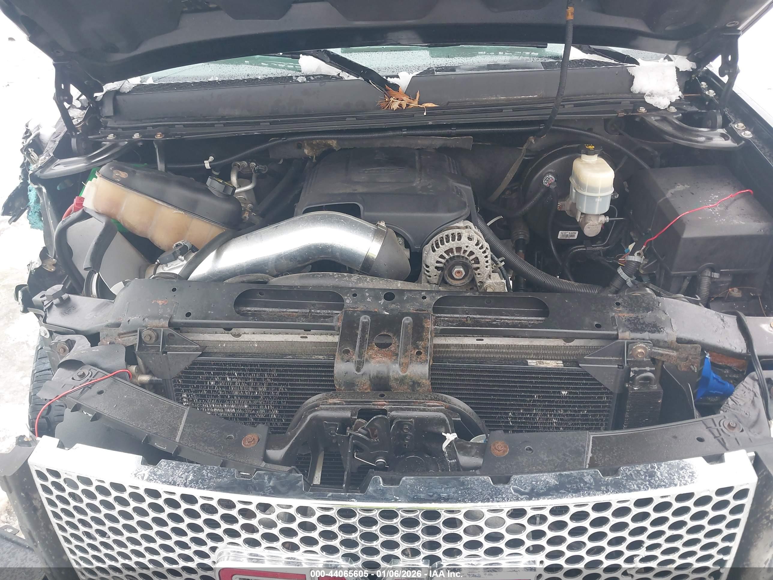 GMC SIERRA image 10
