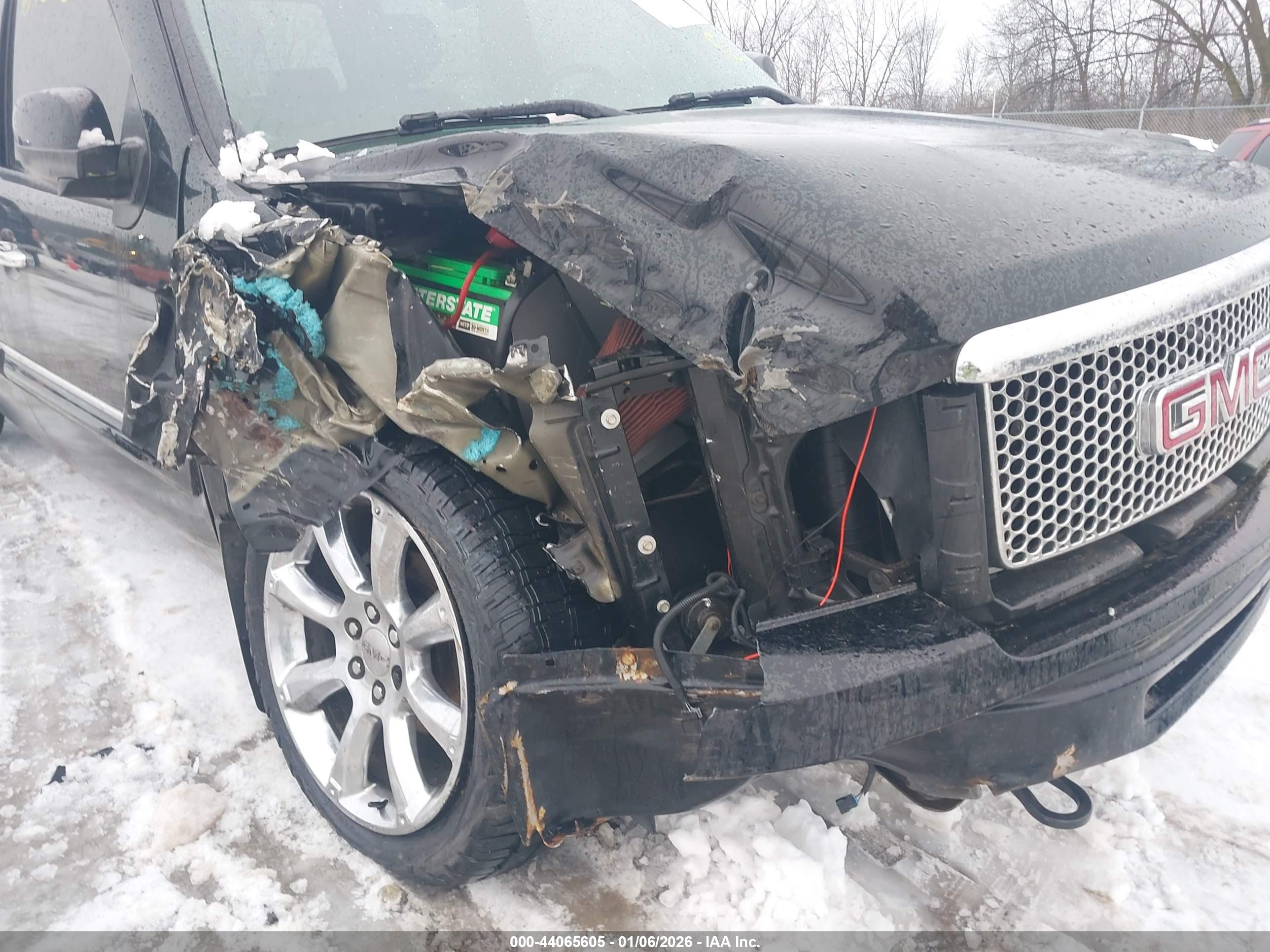 GMC SIERRA image 6