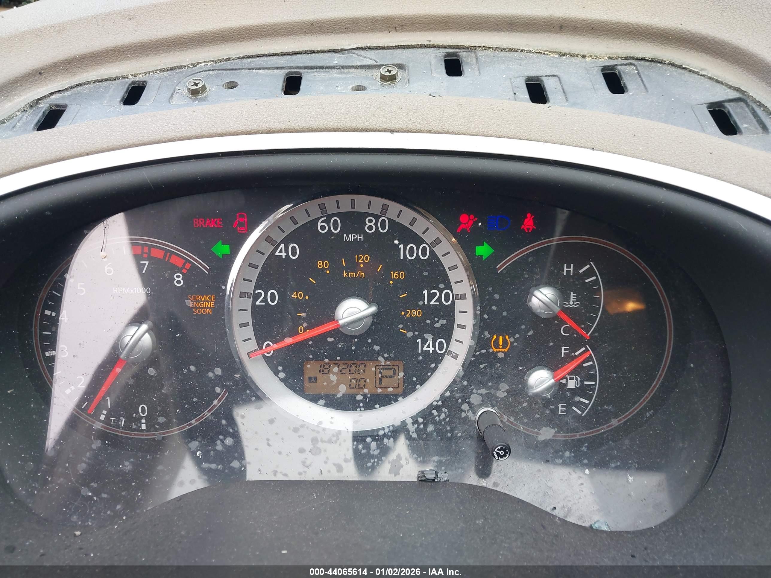 NISSAN QUEST image 7