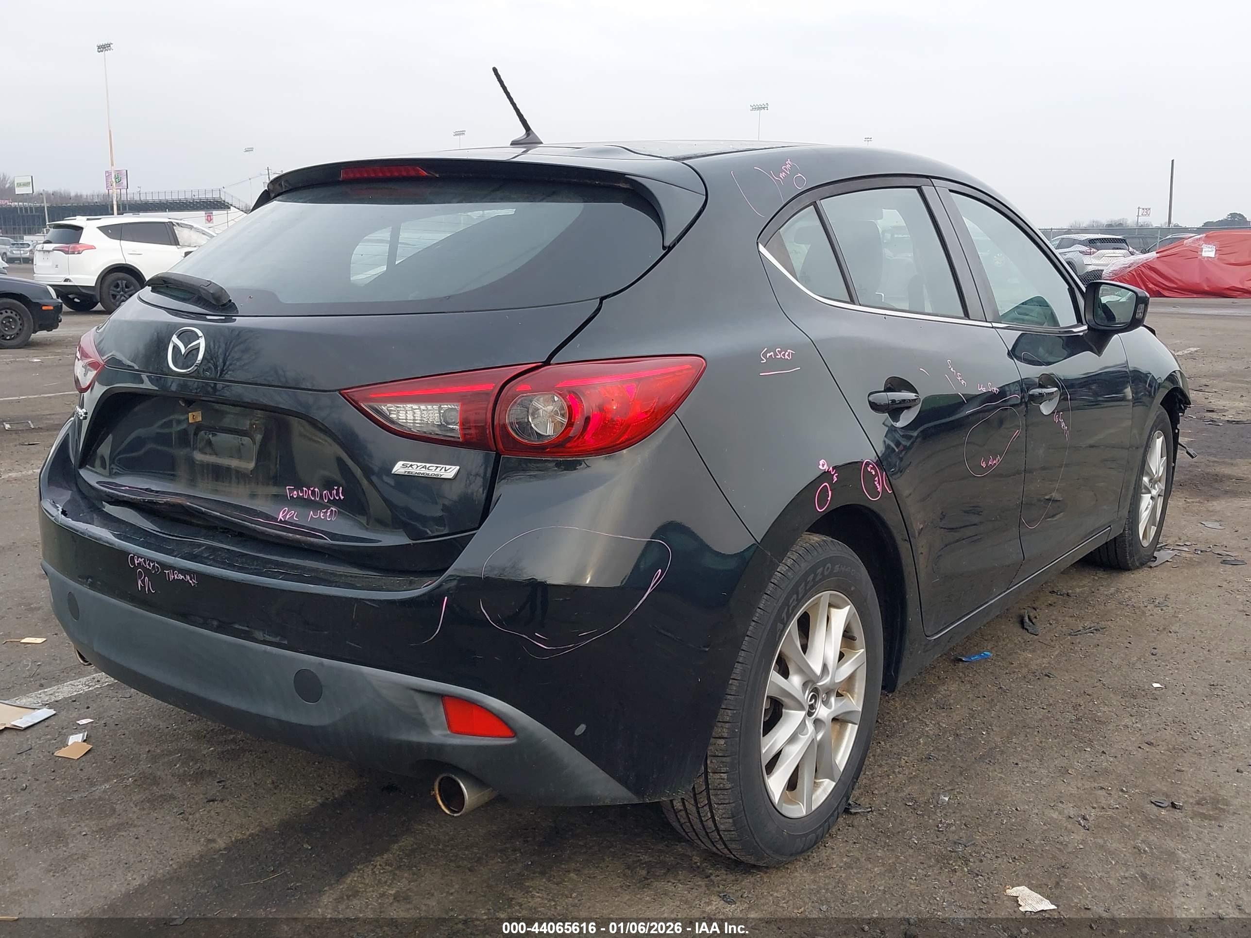 MAZDA MAZDA3 image 4