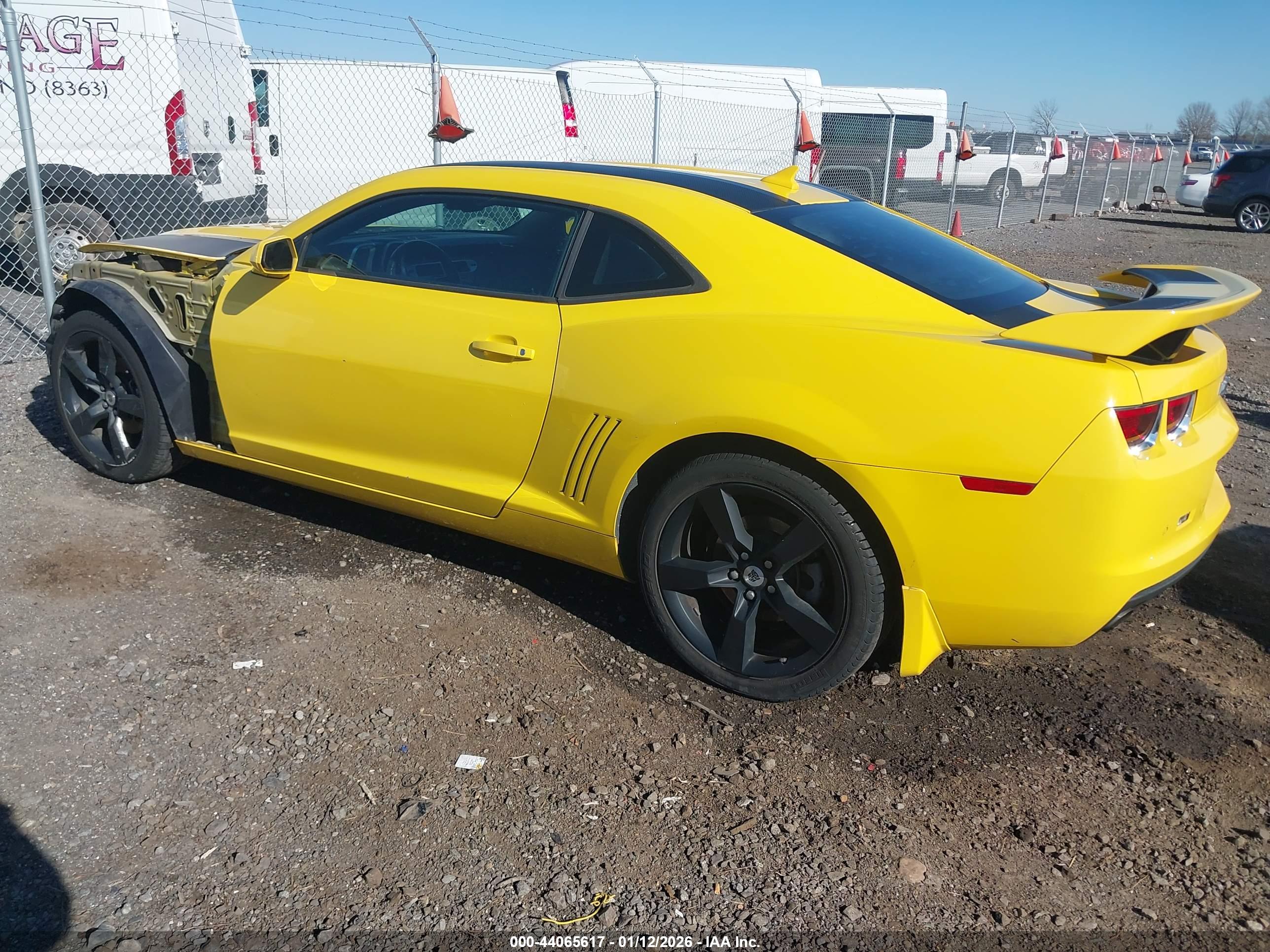 CHEVROLET CAMARO image 3