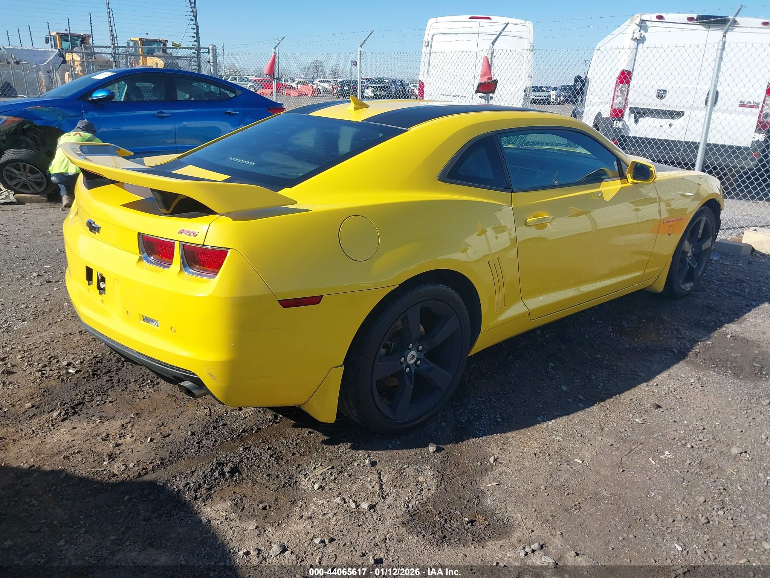 CHEVROLET CAMARO image 4