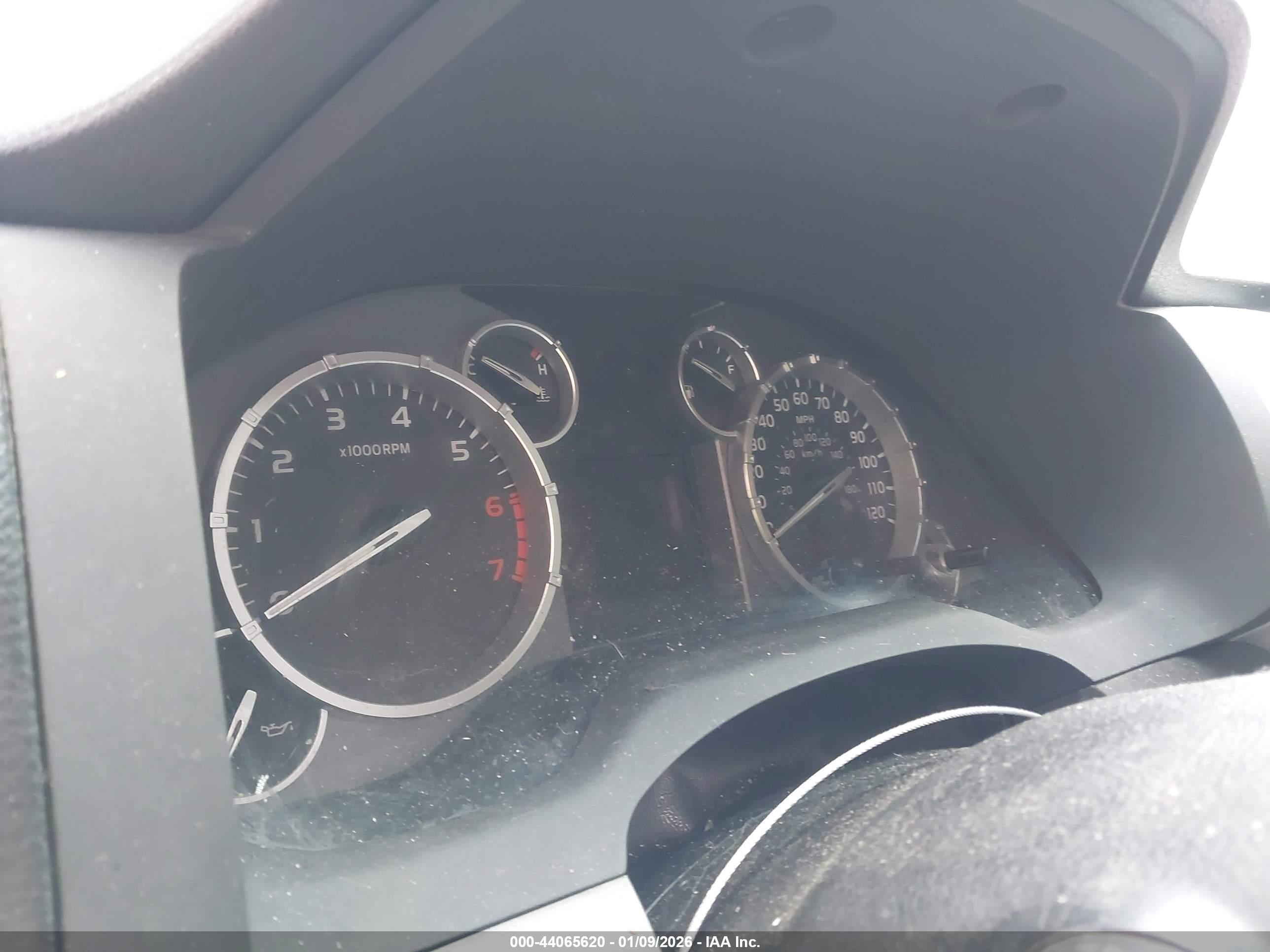 TOYOTA TUNDRA image 7