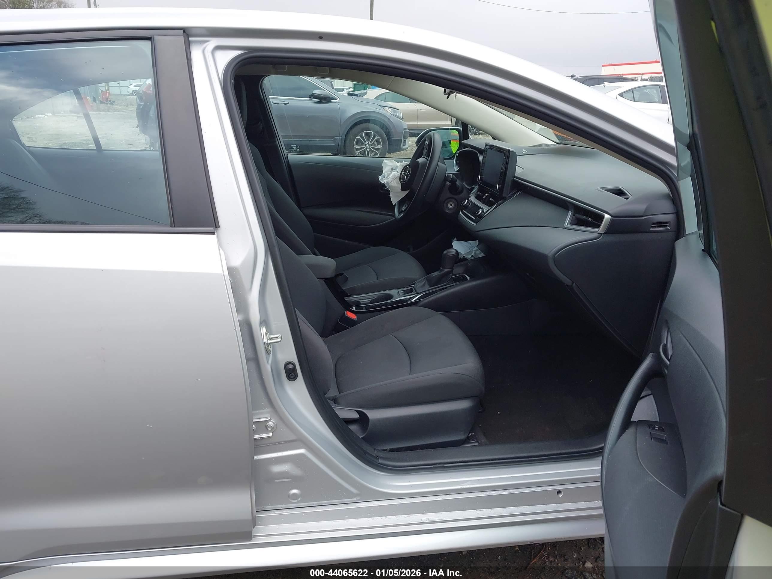 TOYOTA COROLLA image 5