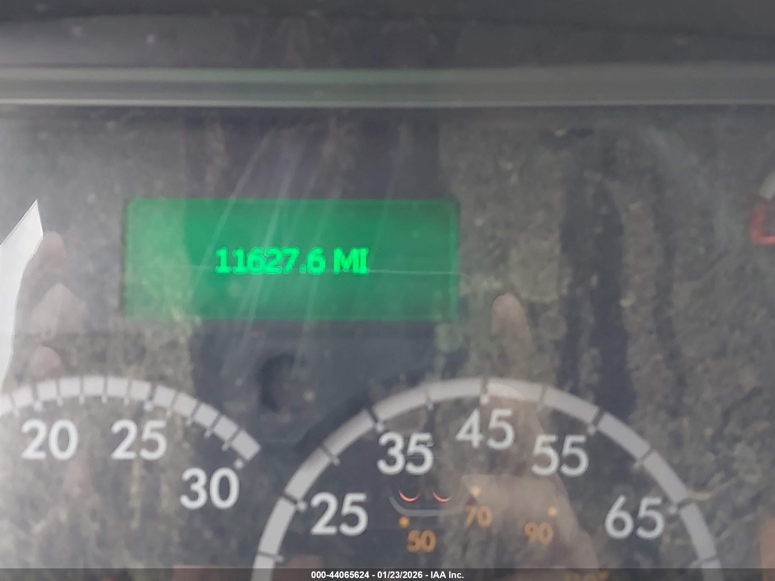 FREIGHTLINER M2 image 6