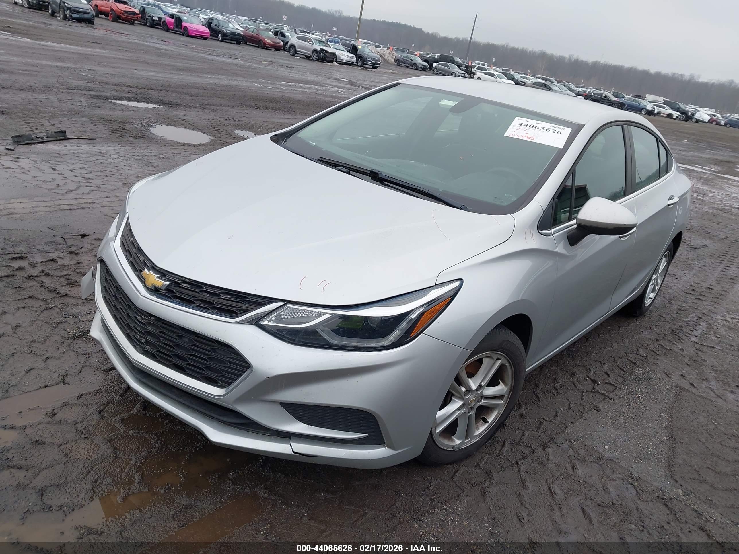 CHEVROLET CRUZE image 2