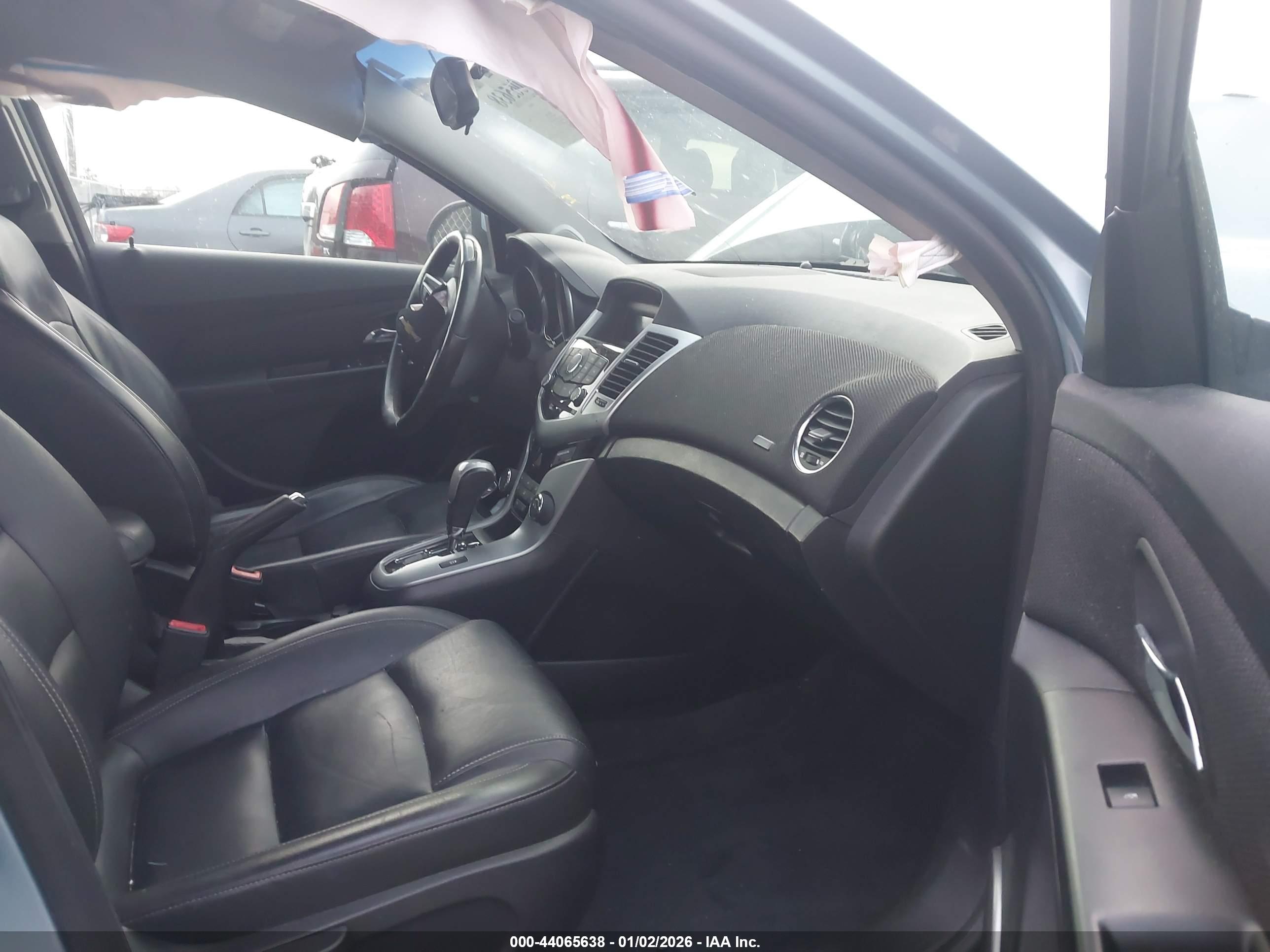 CHEVROLET CRUZE image 5