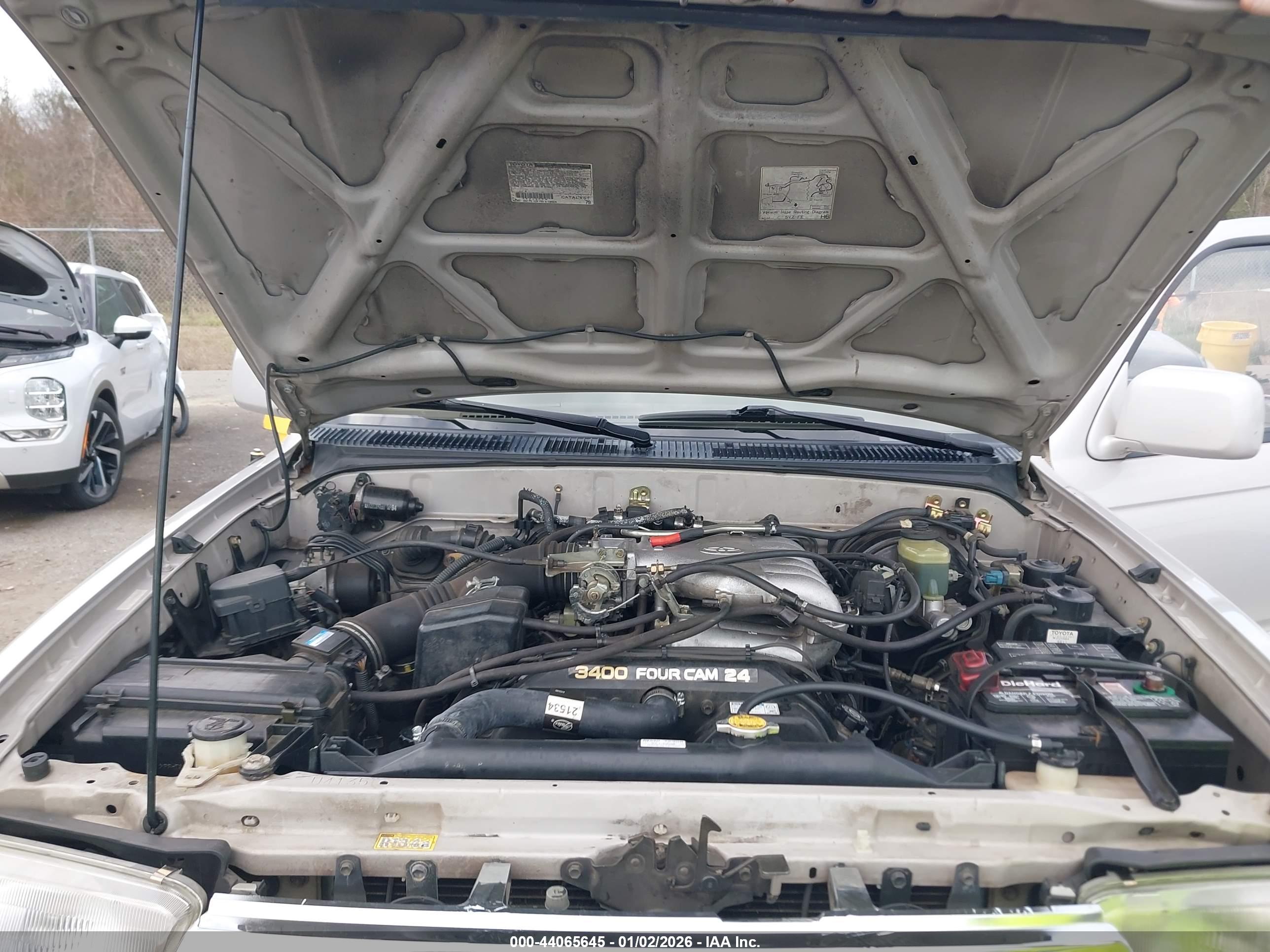 TOYOTA 4RUNNER image 10