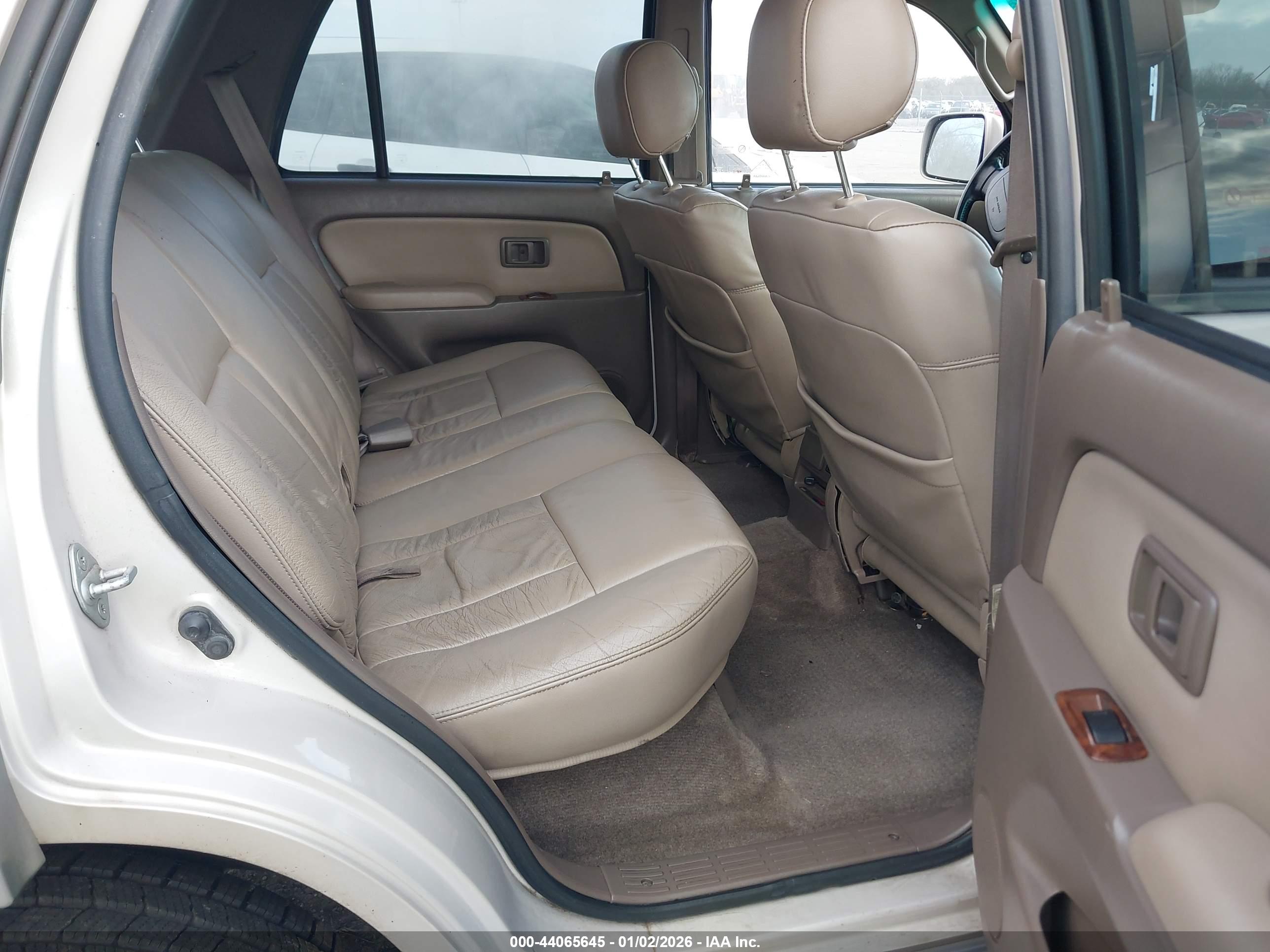 TOYOTA 4RUNNER image 8
