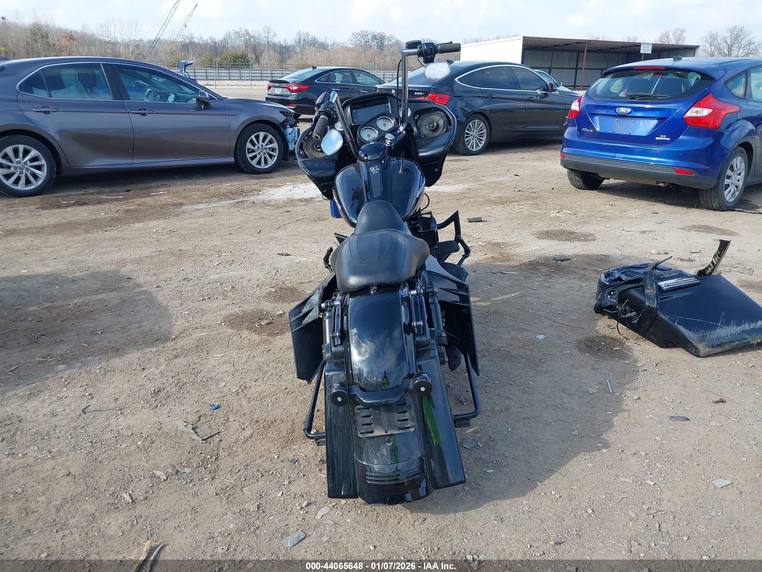 HARLEY-DAVIDSON FLTRX image 6