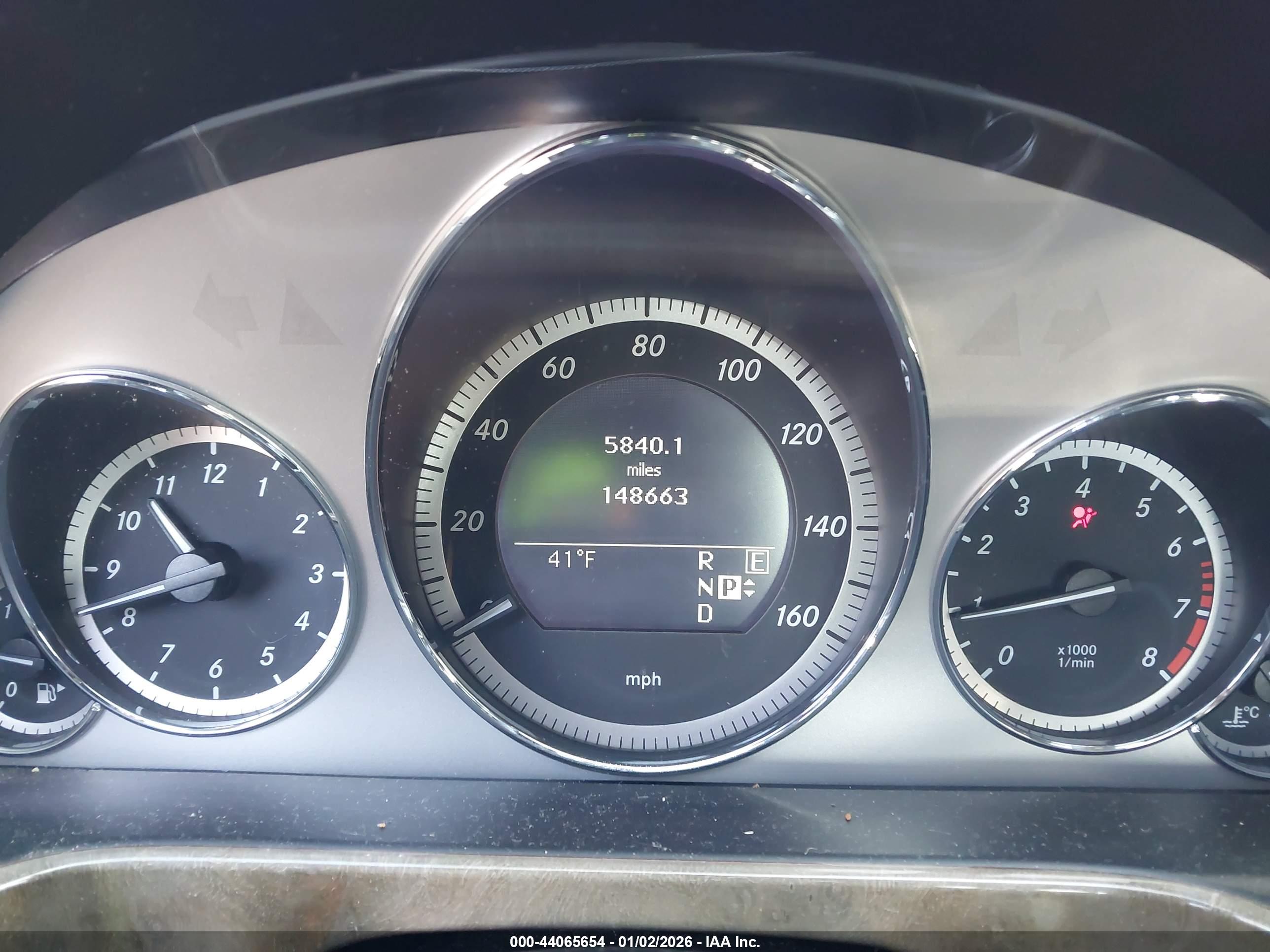 MERCEDES-BENZ E image 7