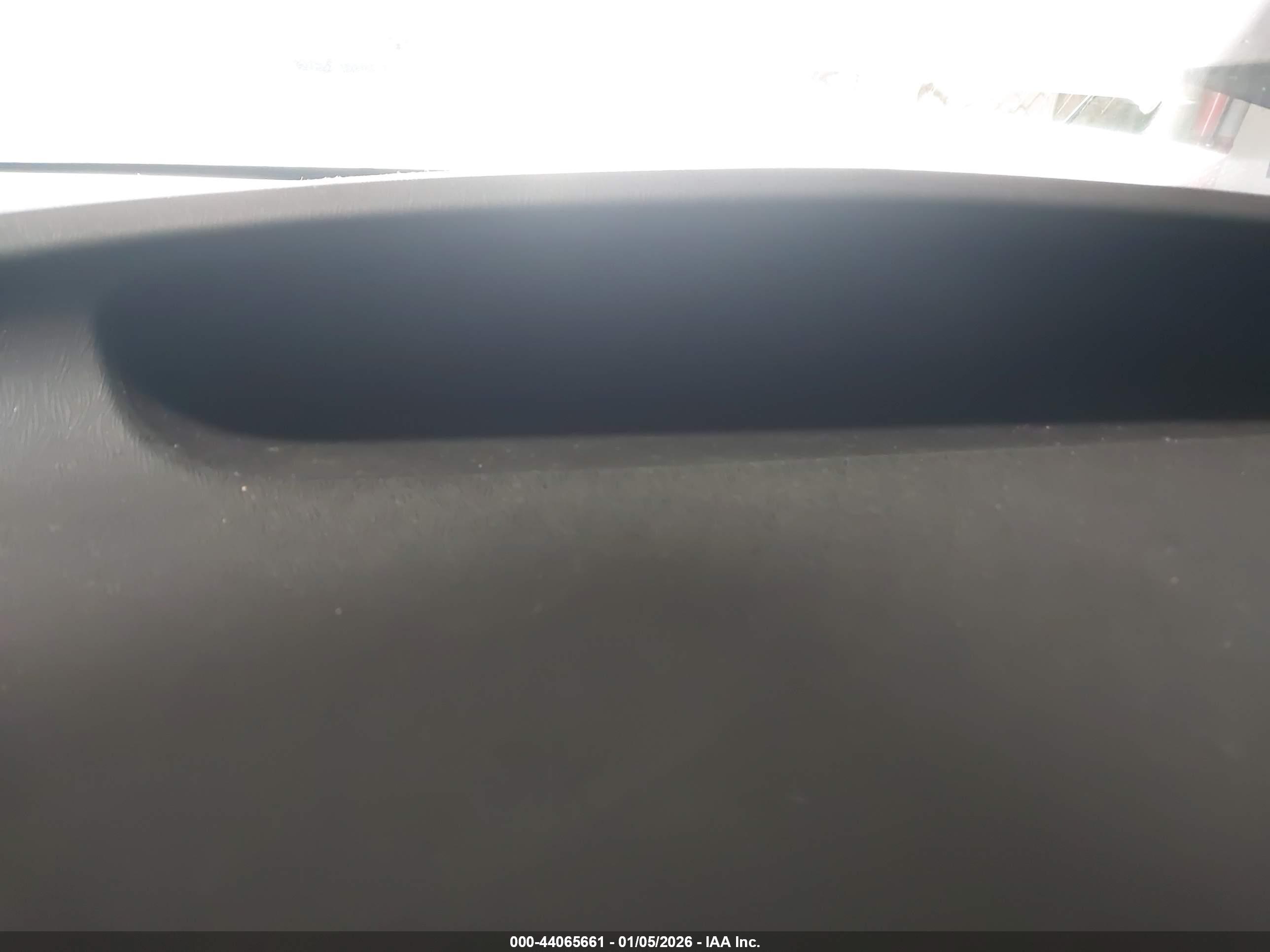 TOYOTA PRIUS image 7