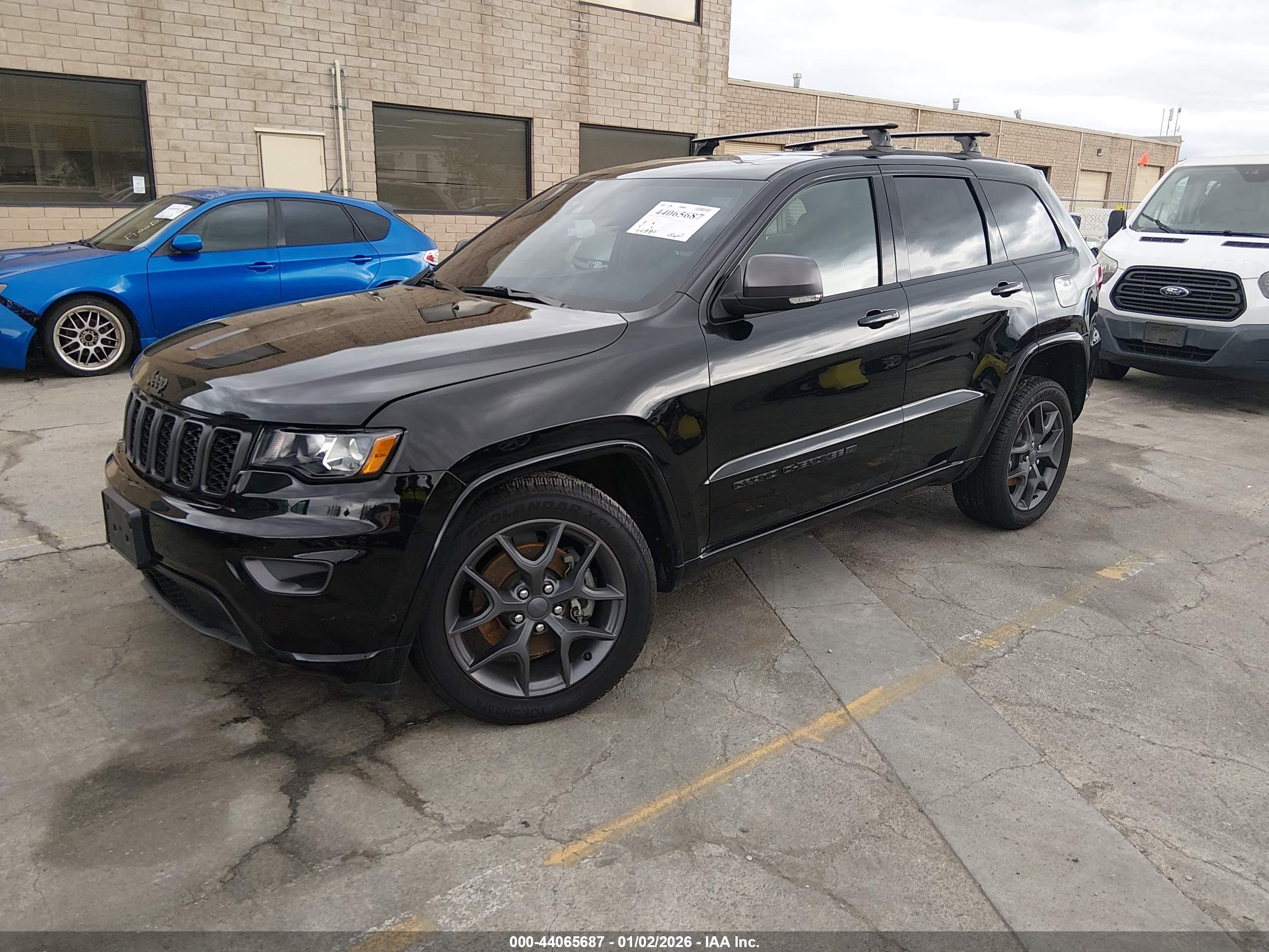 JEEP GRAND image 2