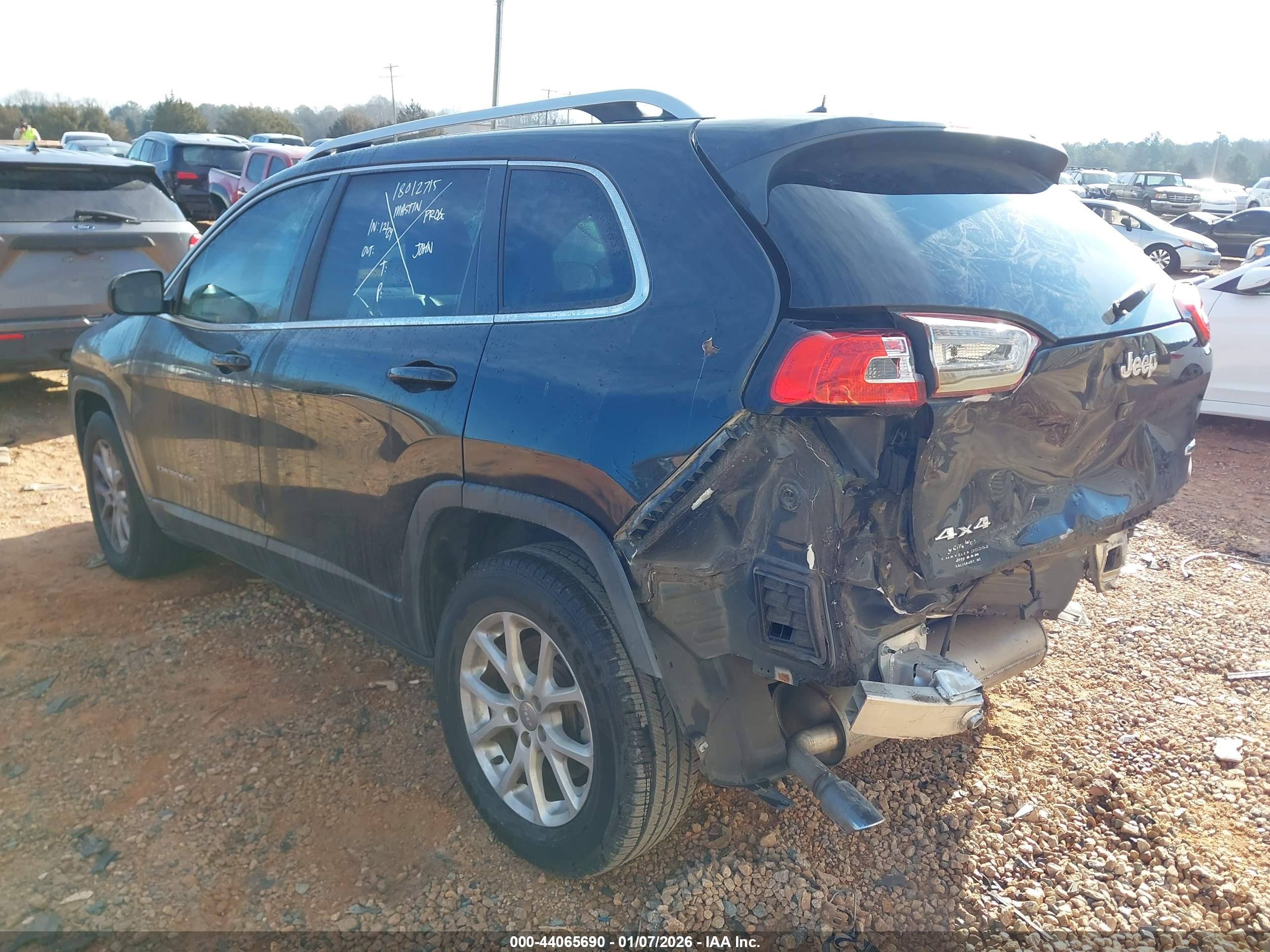 JEEP CHEROKEE image 3