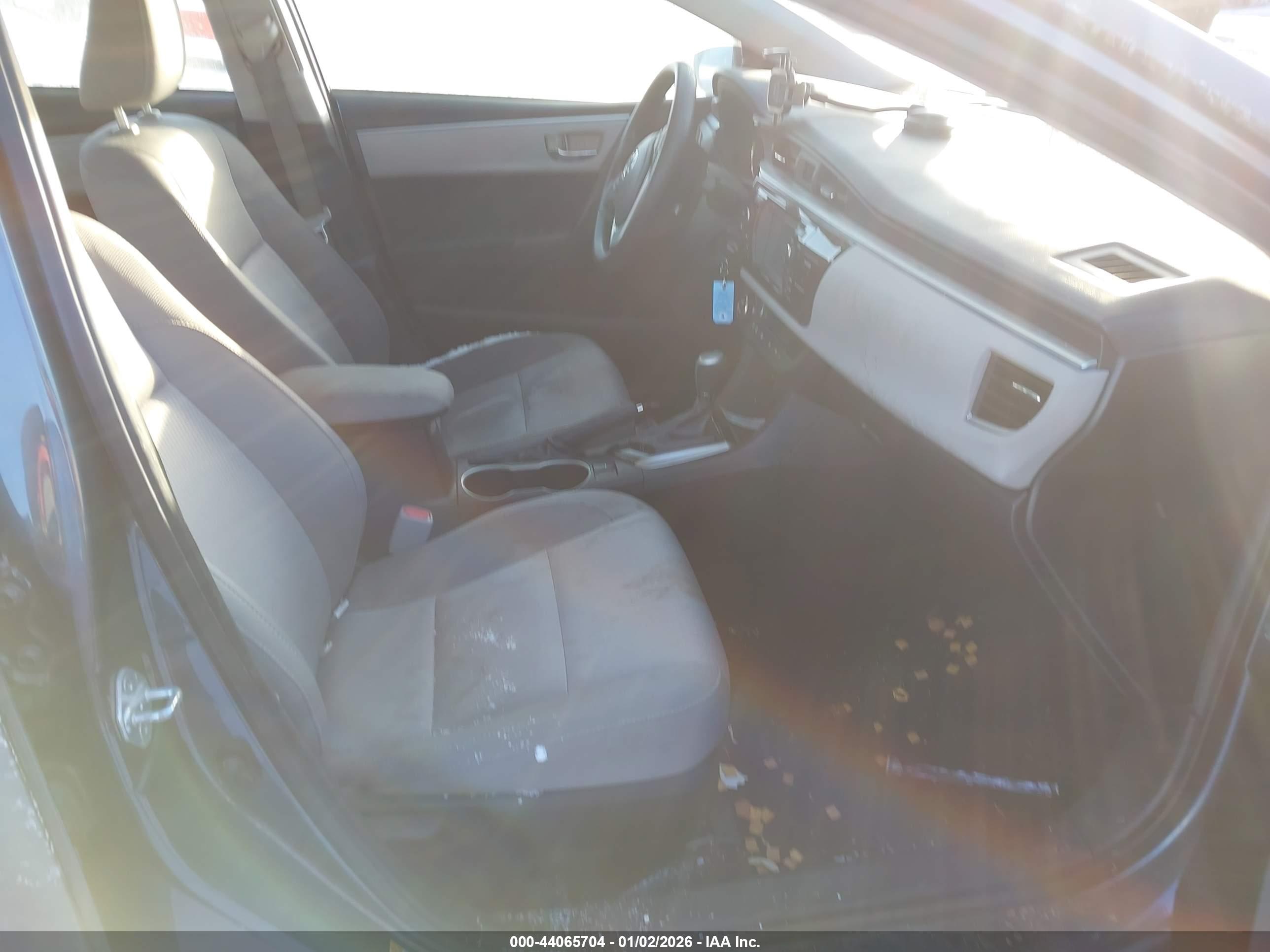 TOYOTA COROLLA image 5
