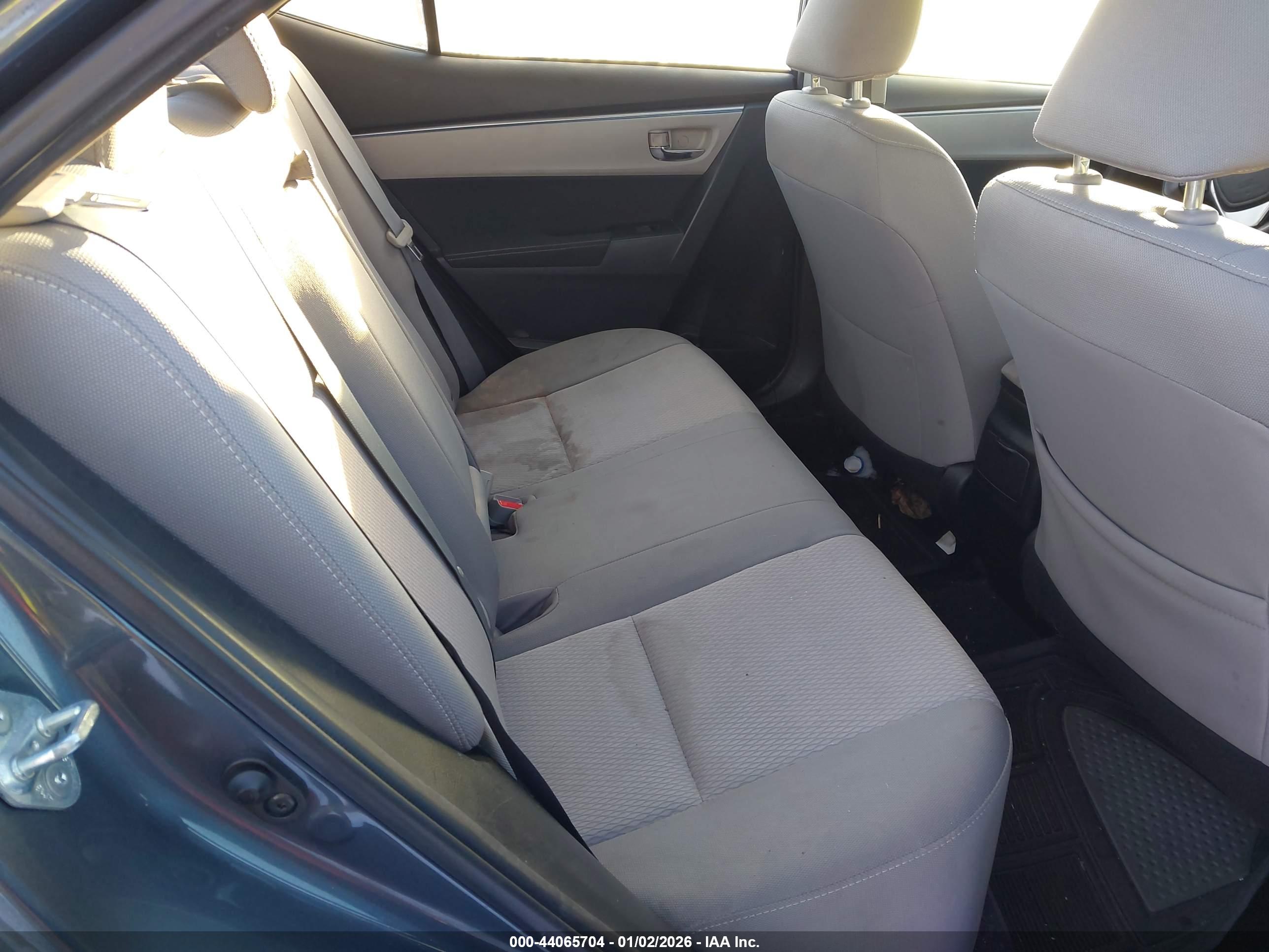 TOYOTA COROLLA image 8