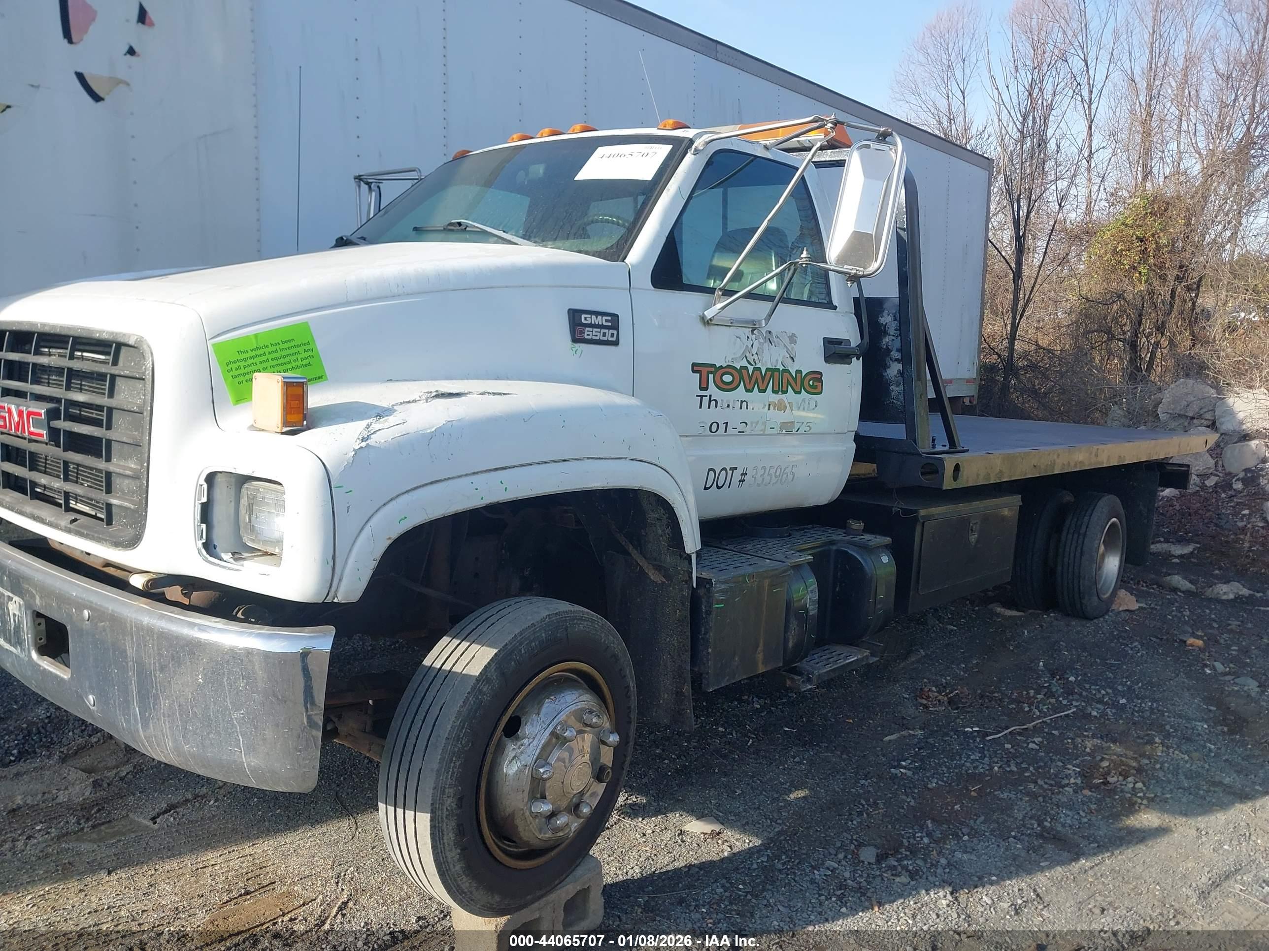 GMC C-SERIES image 2