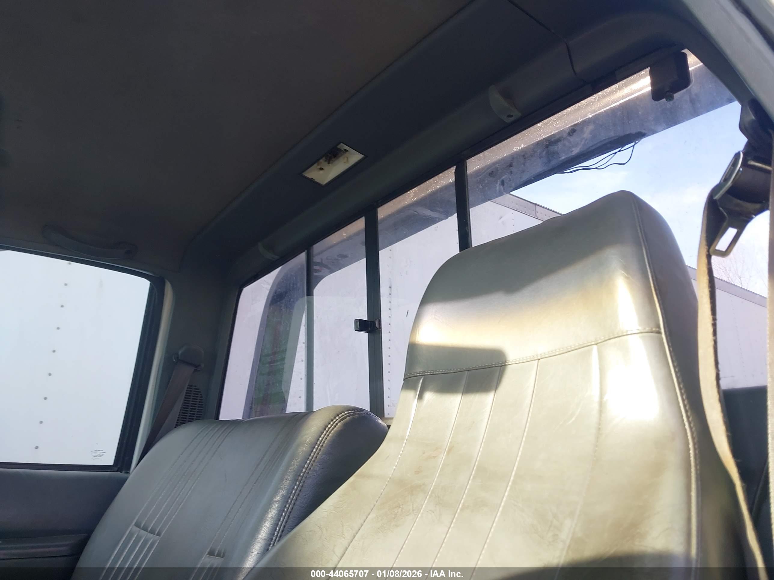 GMC C-SERIES image 7