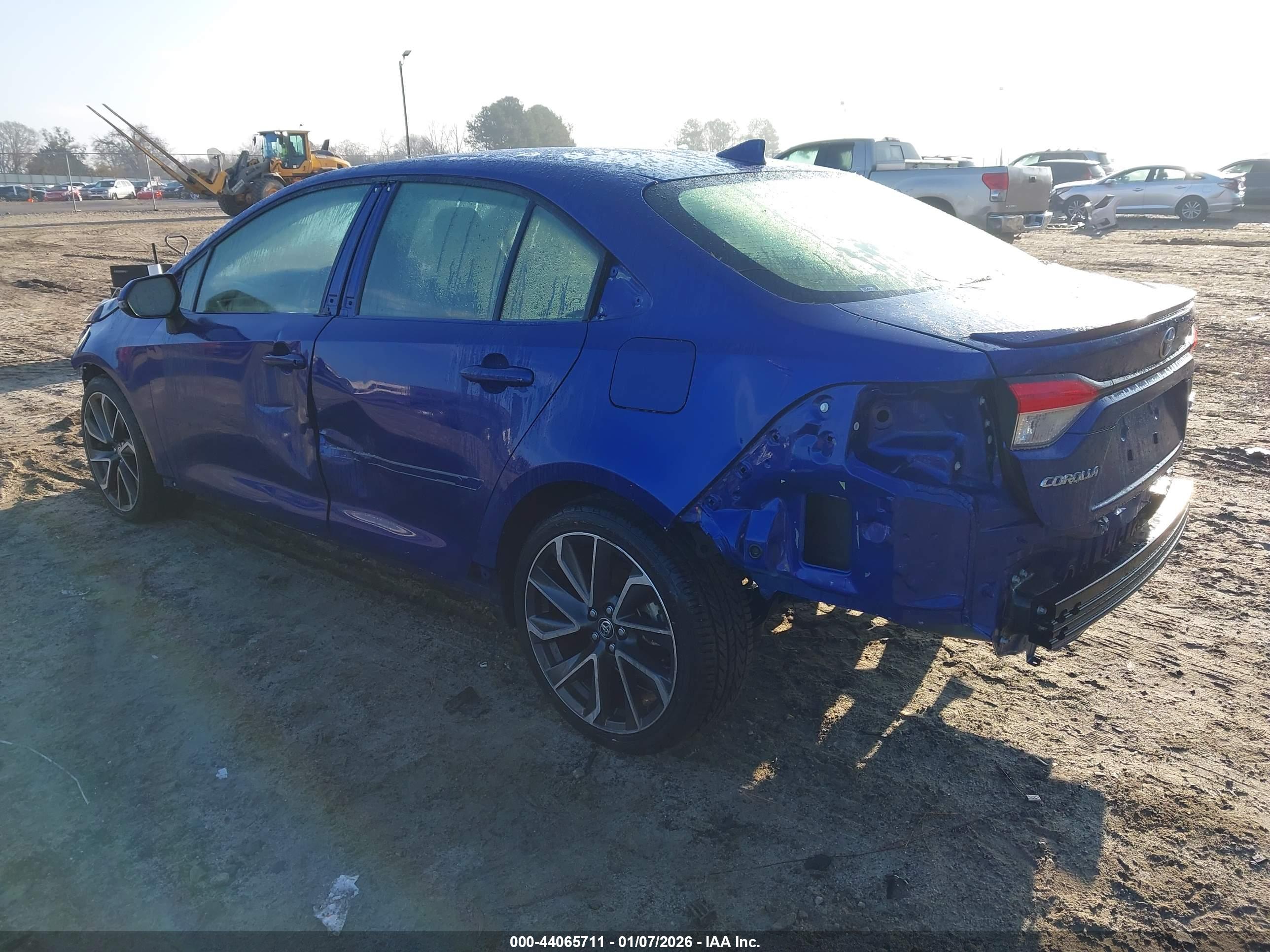 TOYOTA COROLLA image 3