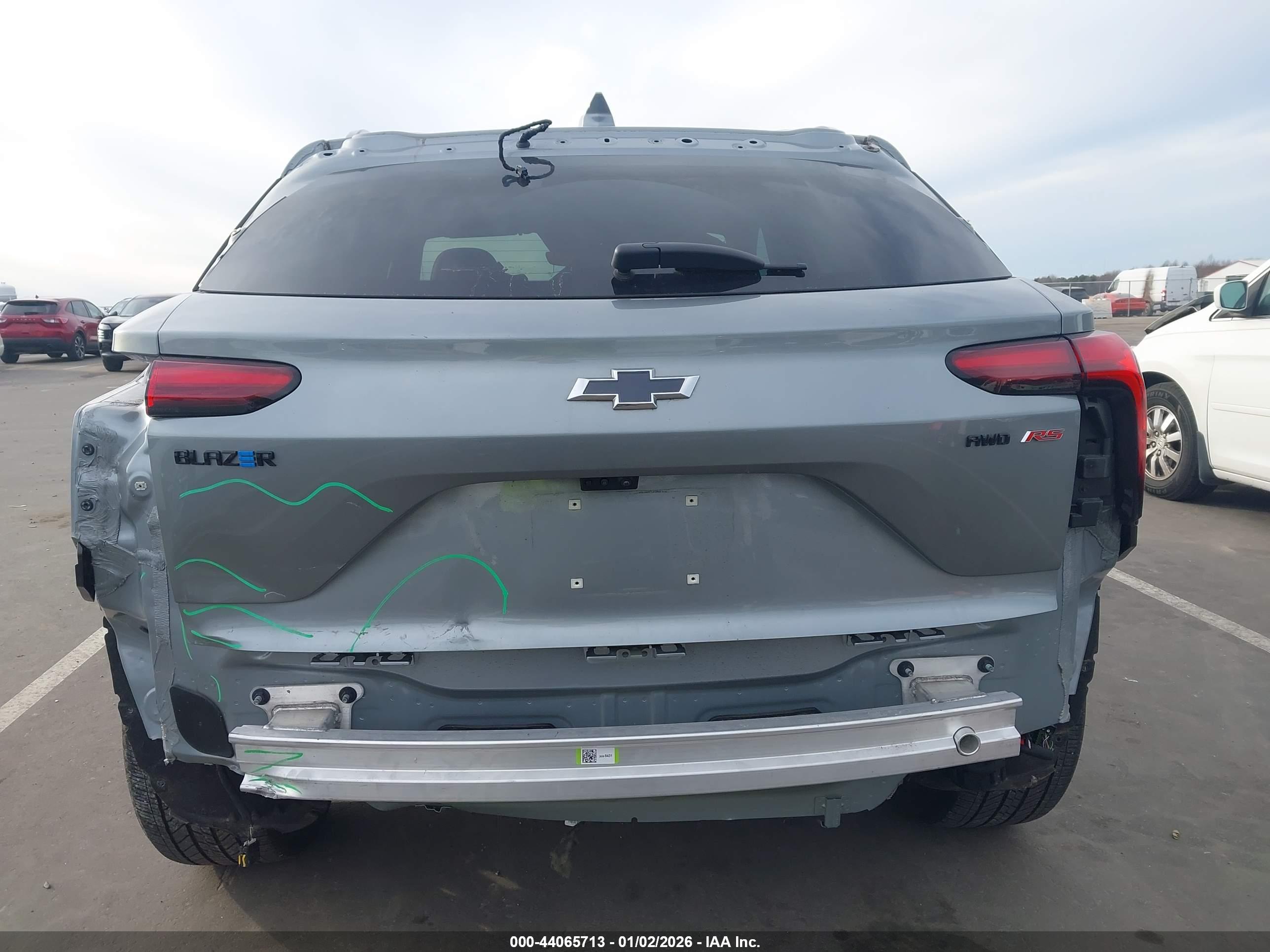 CHEVROLET BLAZER image 6