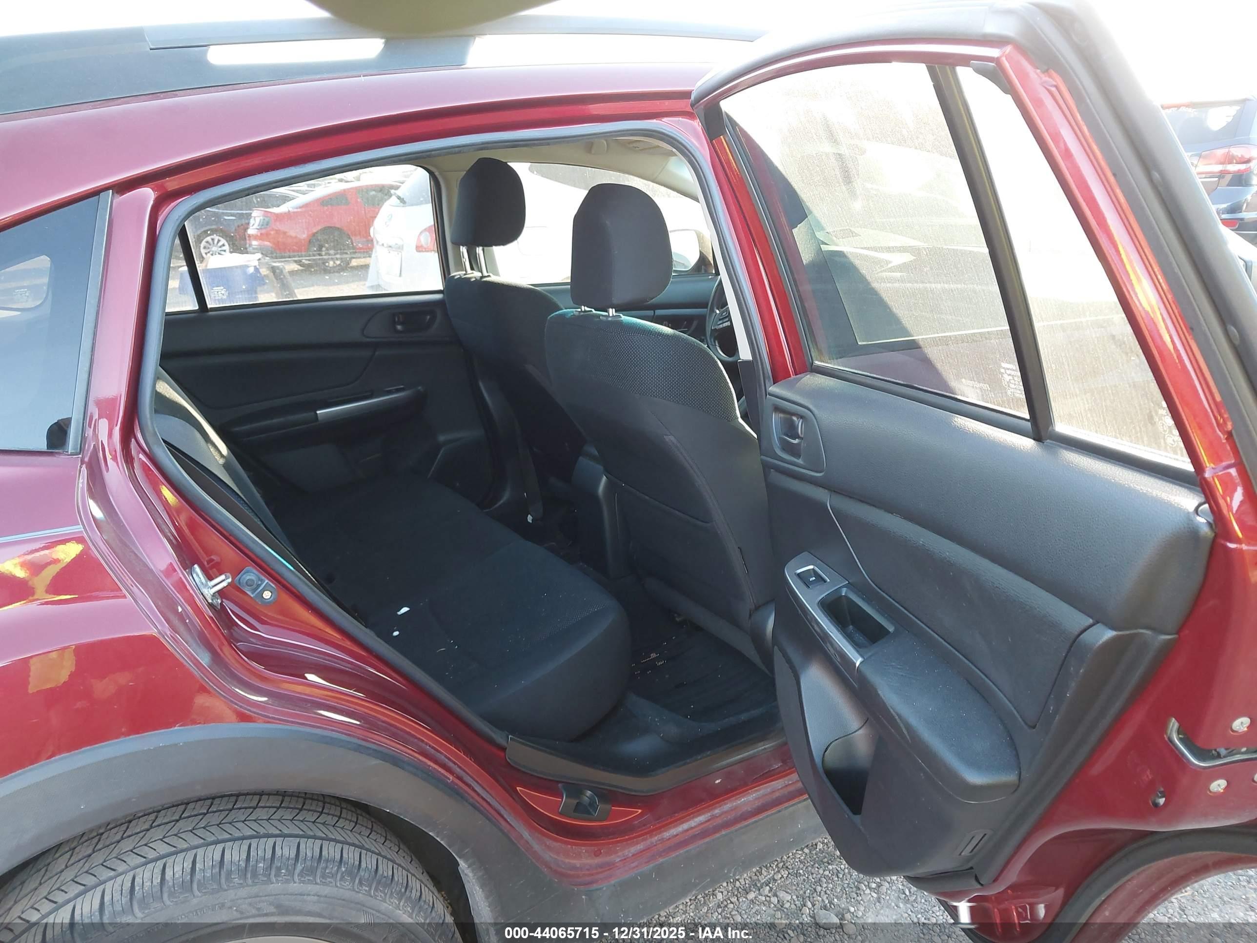 SUBARU XV image 8
