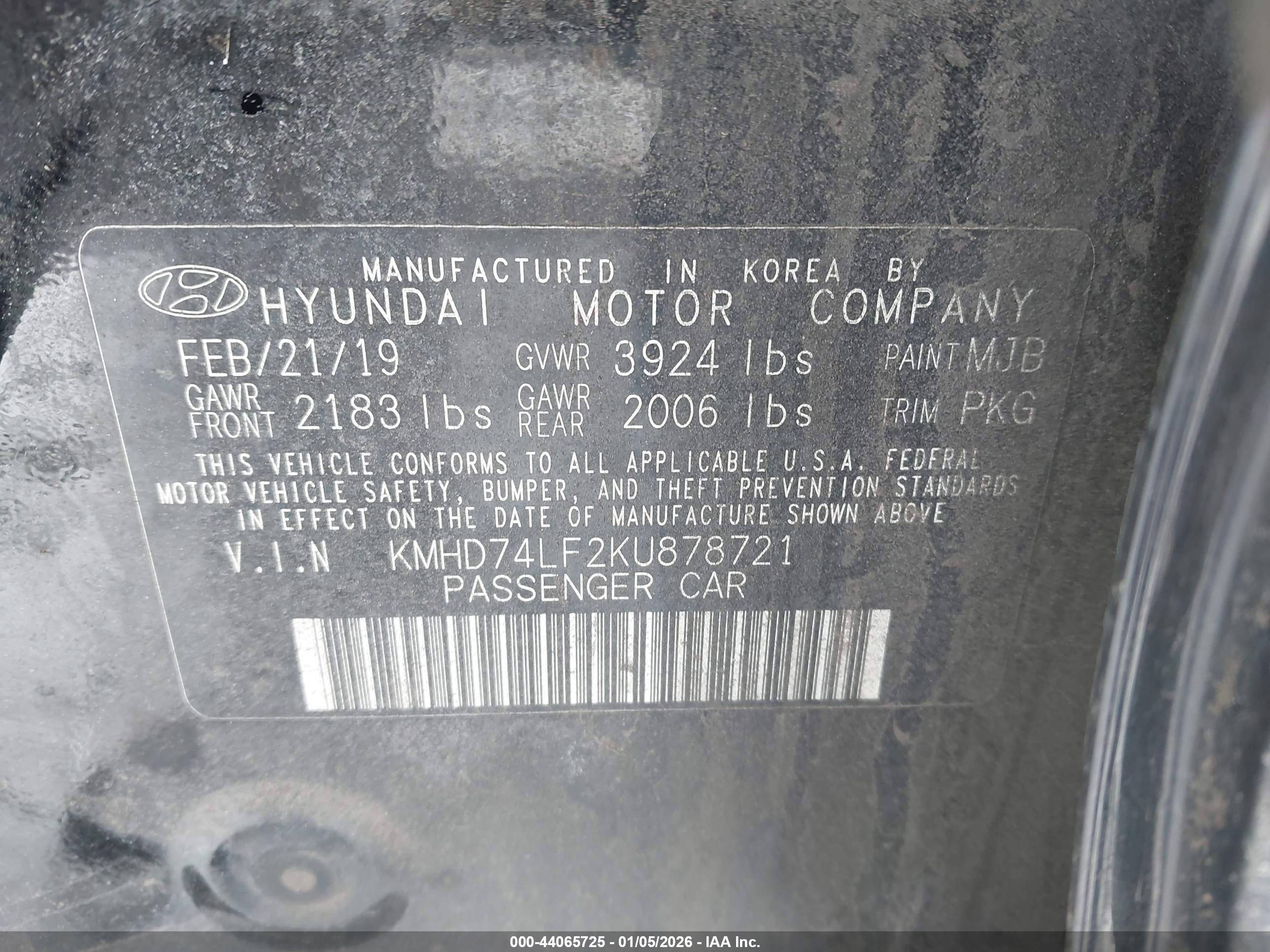 HYUNDAI ELANTRA image 9