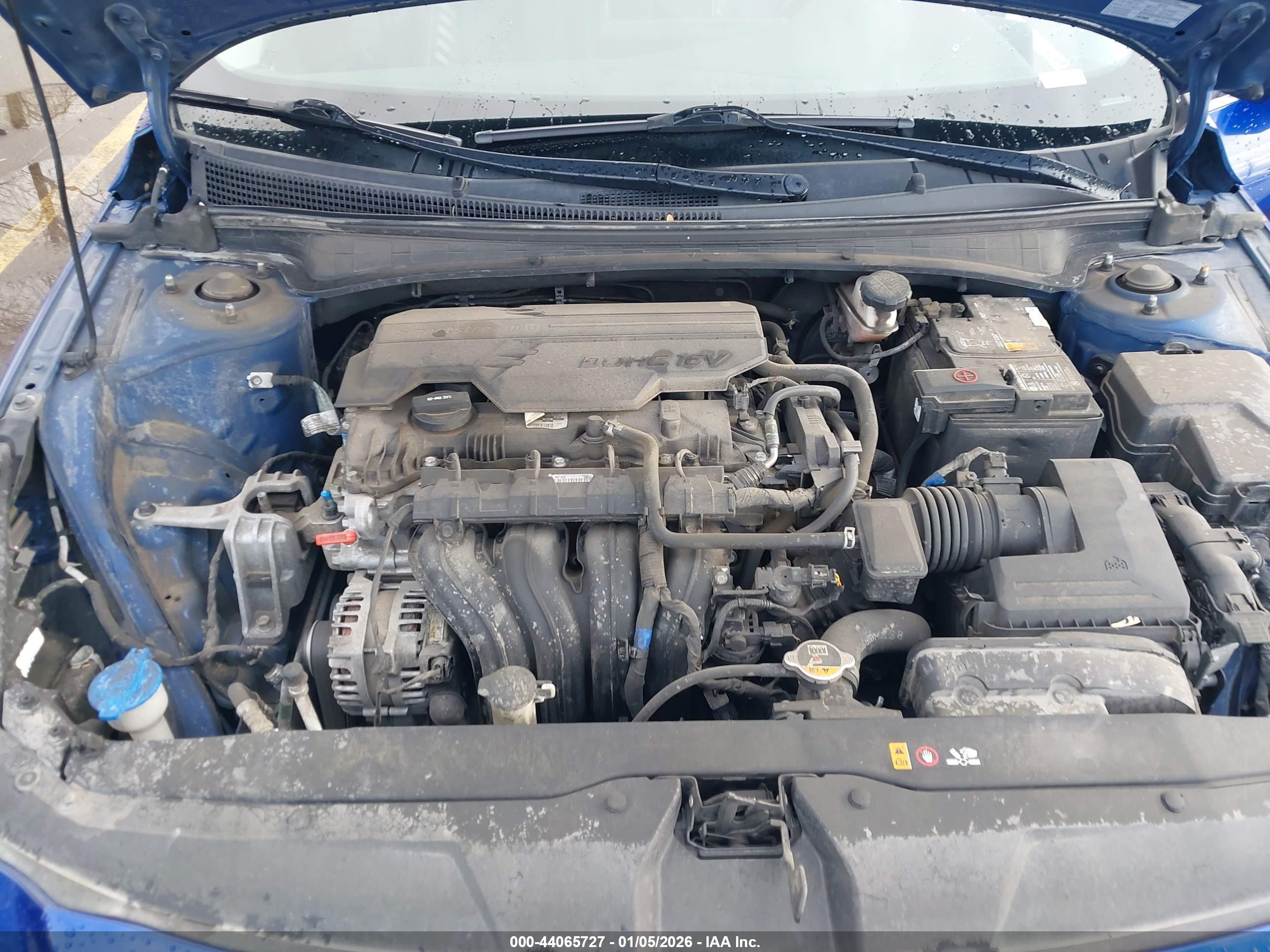 HYUNDAI ELANTRA image 10