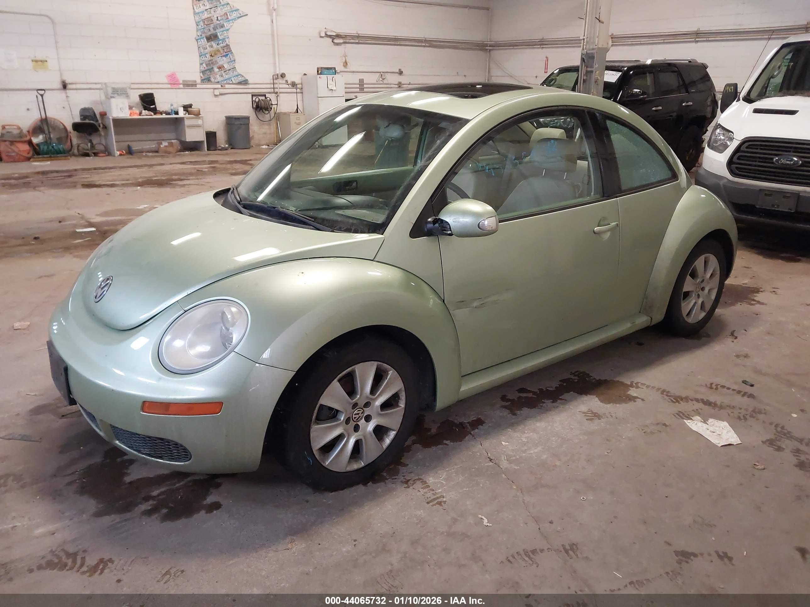 VOLKSWAGEN NEW image 2