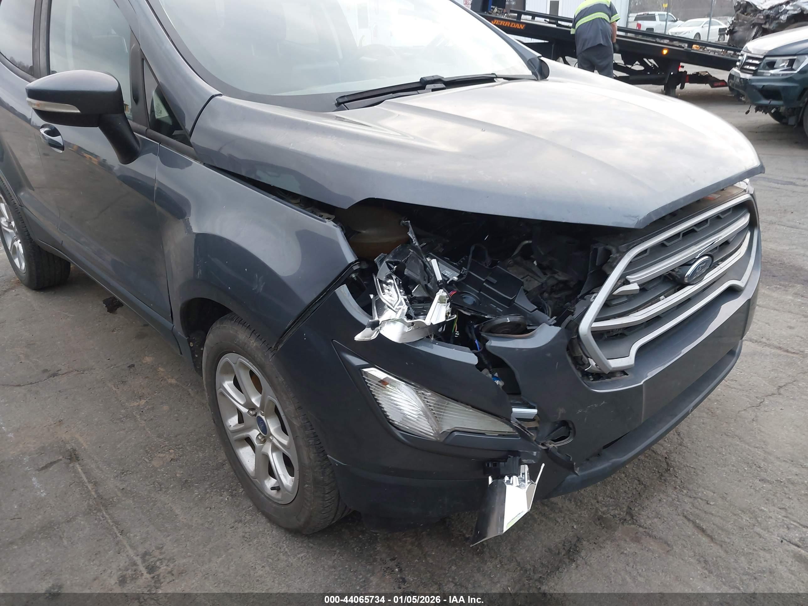 FORD ECOSPORT image 6