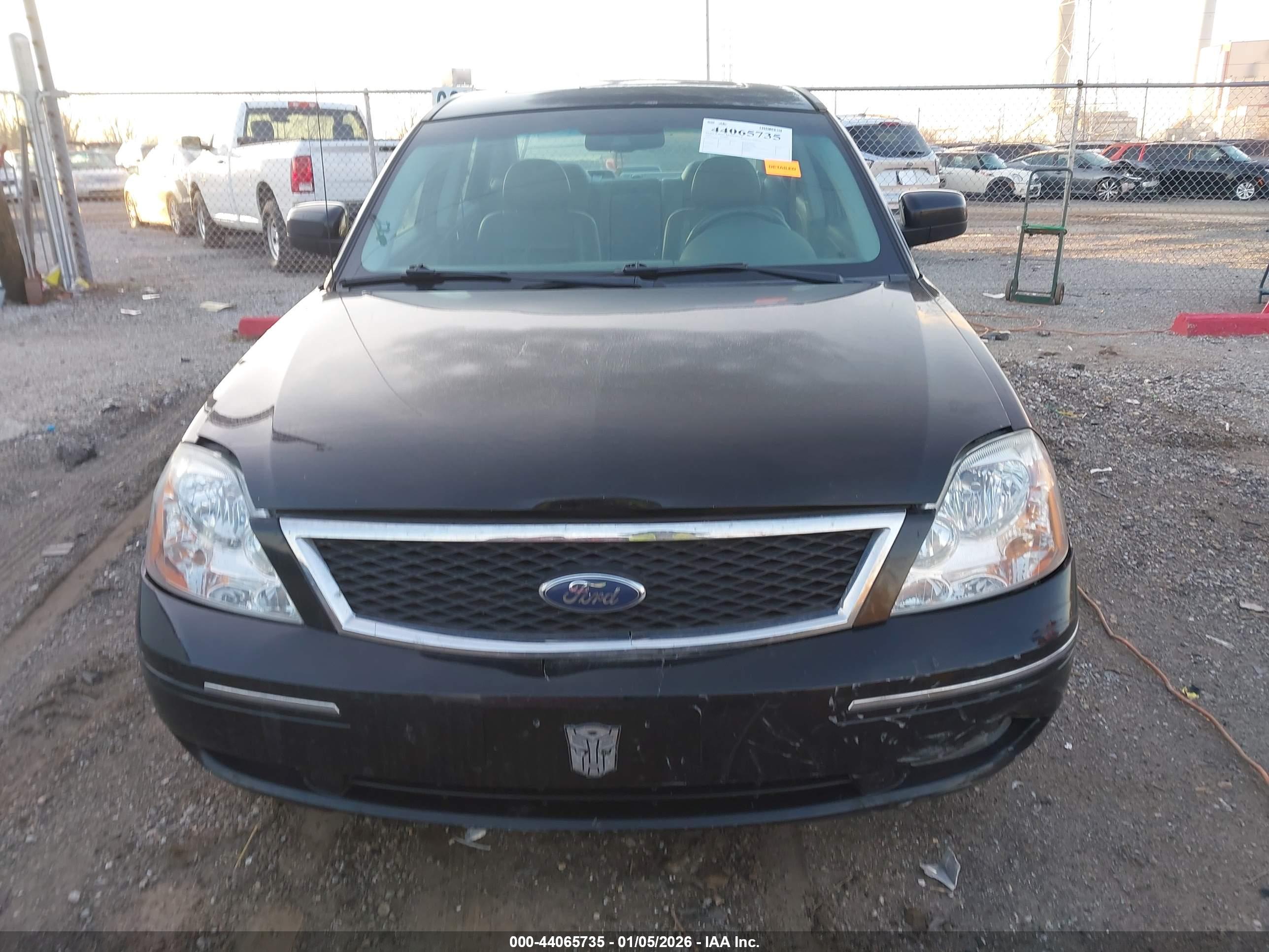 FORD FIVE image 6
