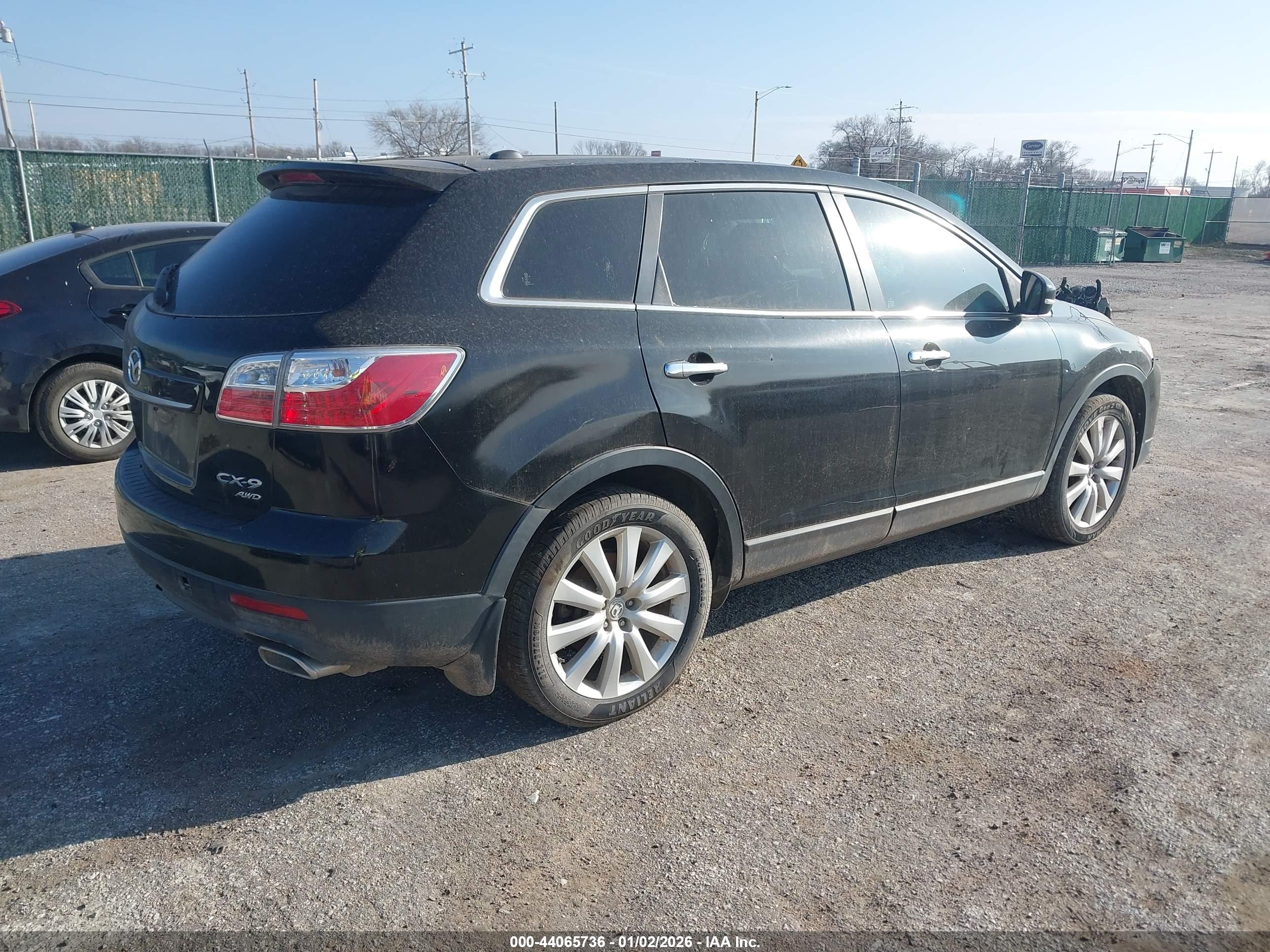 MAZDA CX-9 image 4
