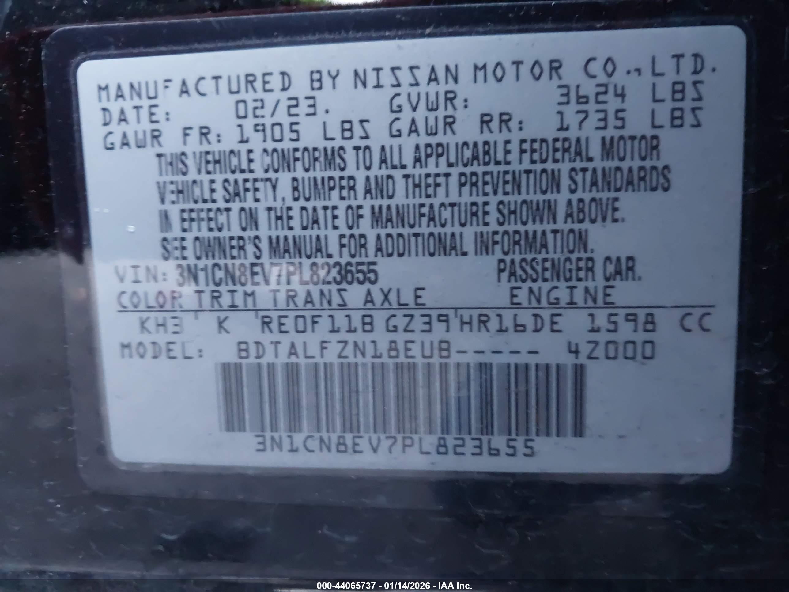 NISSAN VERSA image 9