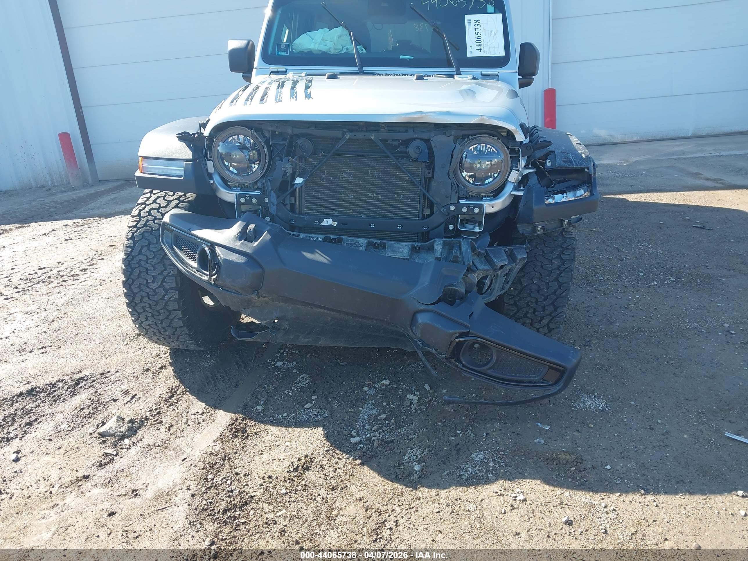 JEEP WRANGLER image 6