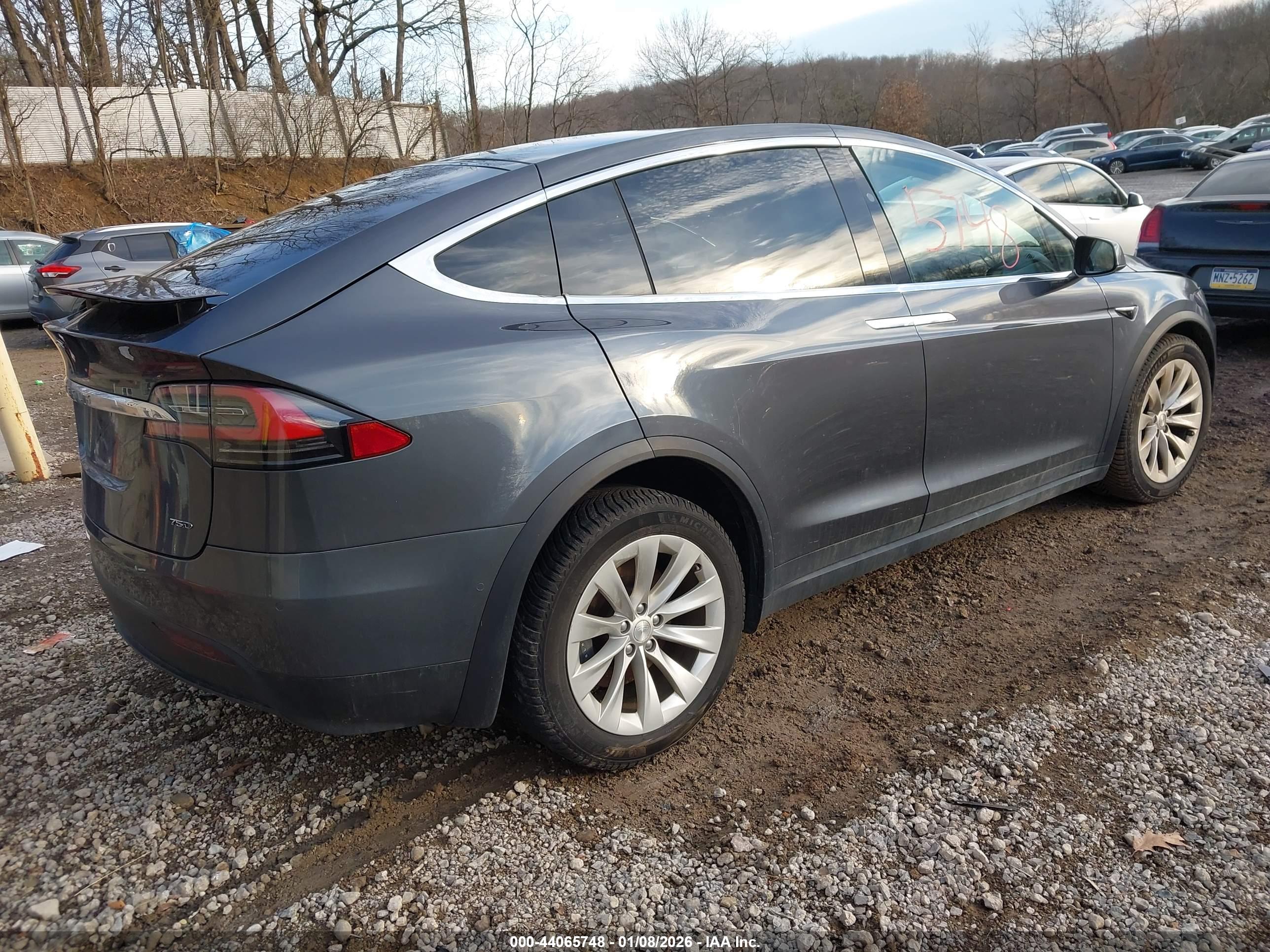 TESLA MODEL image 4
