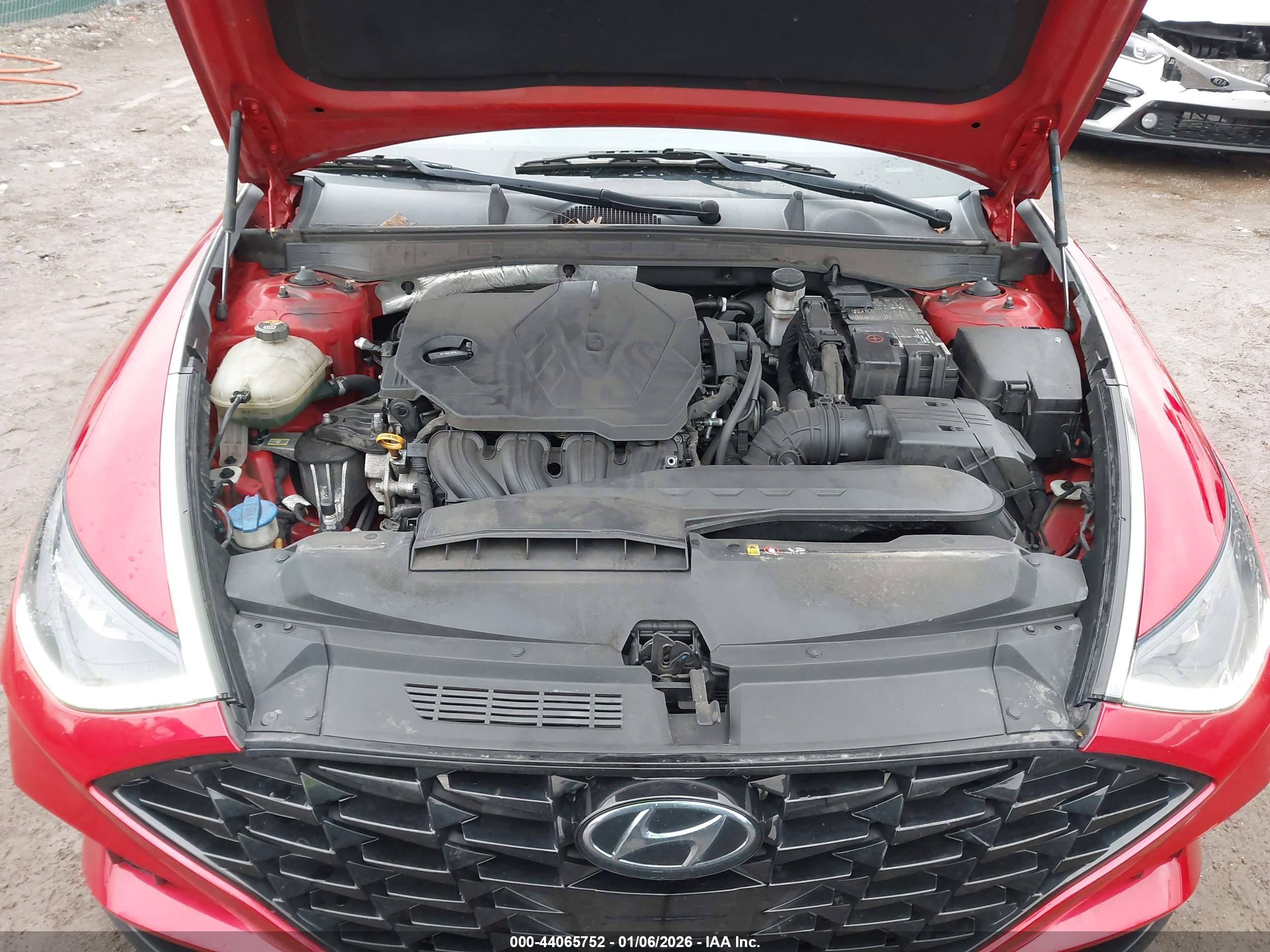 HYUNDAI SONATA image 10